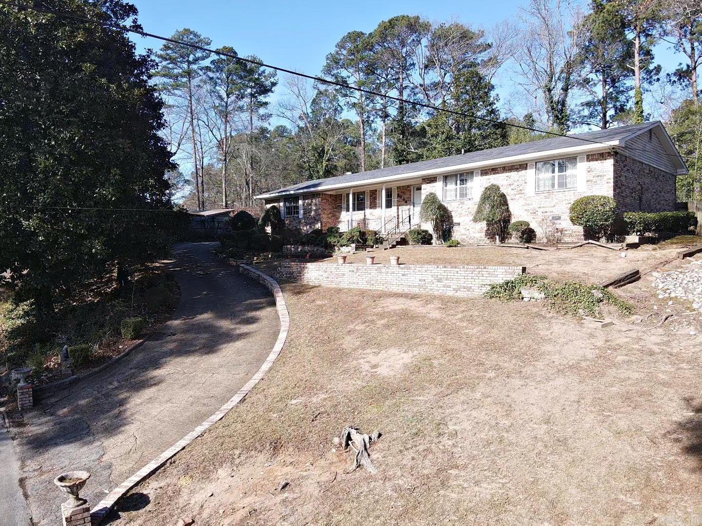 2084 Elaine Circle