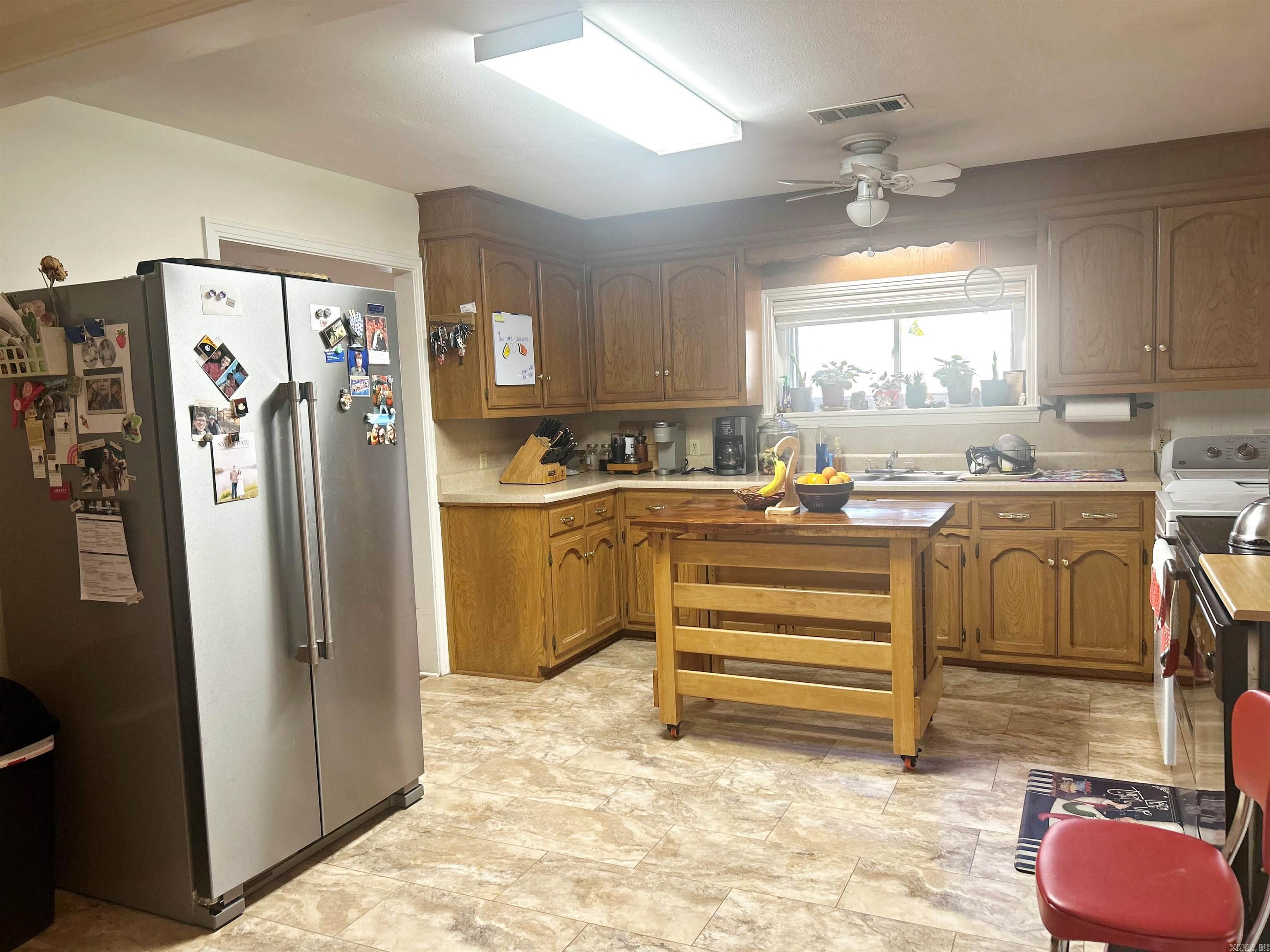 1016 Phelps Circle