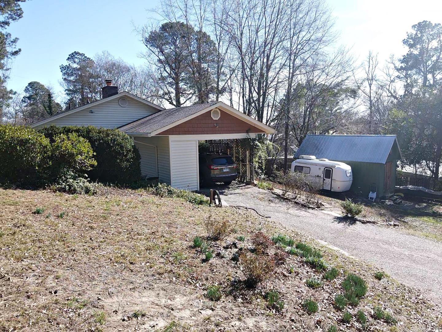 1016 Phelps Circle