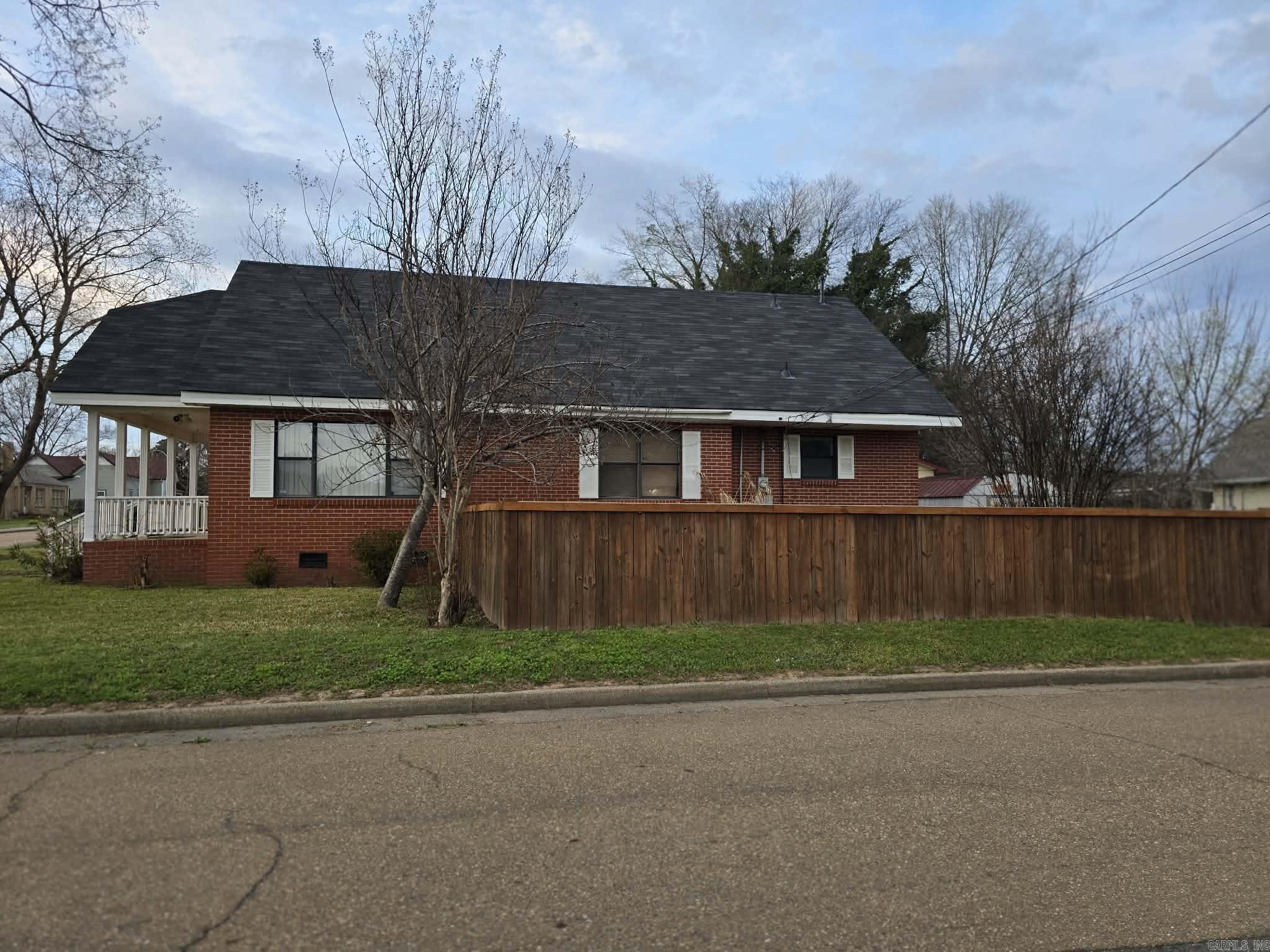 526 S 9th Street