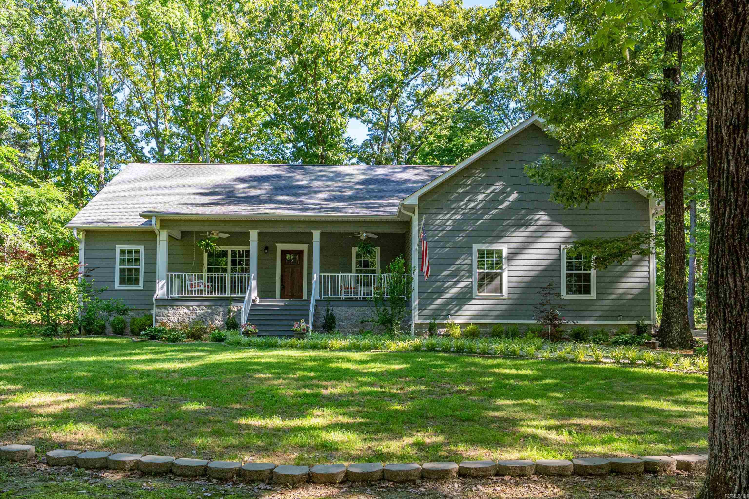 220 Autumn Oaks Drive