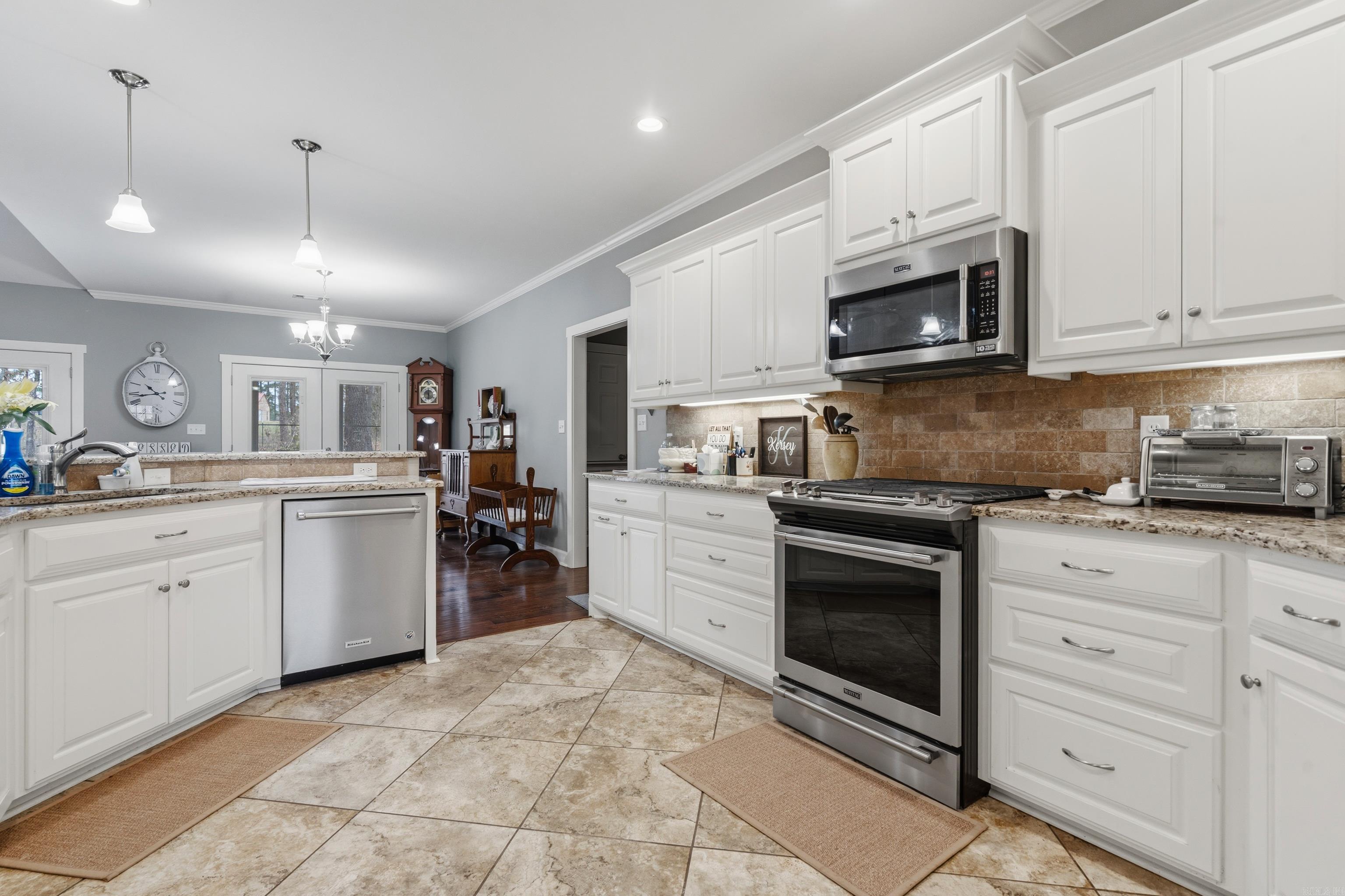 220 Autumn Oaks Drive