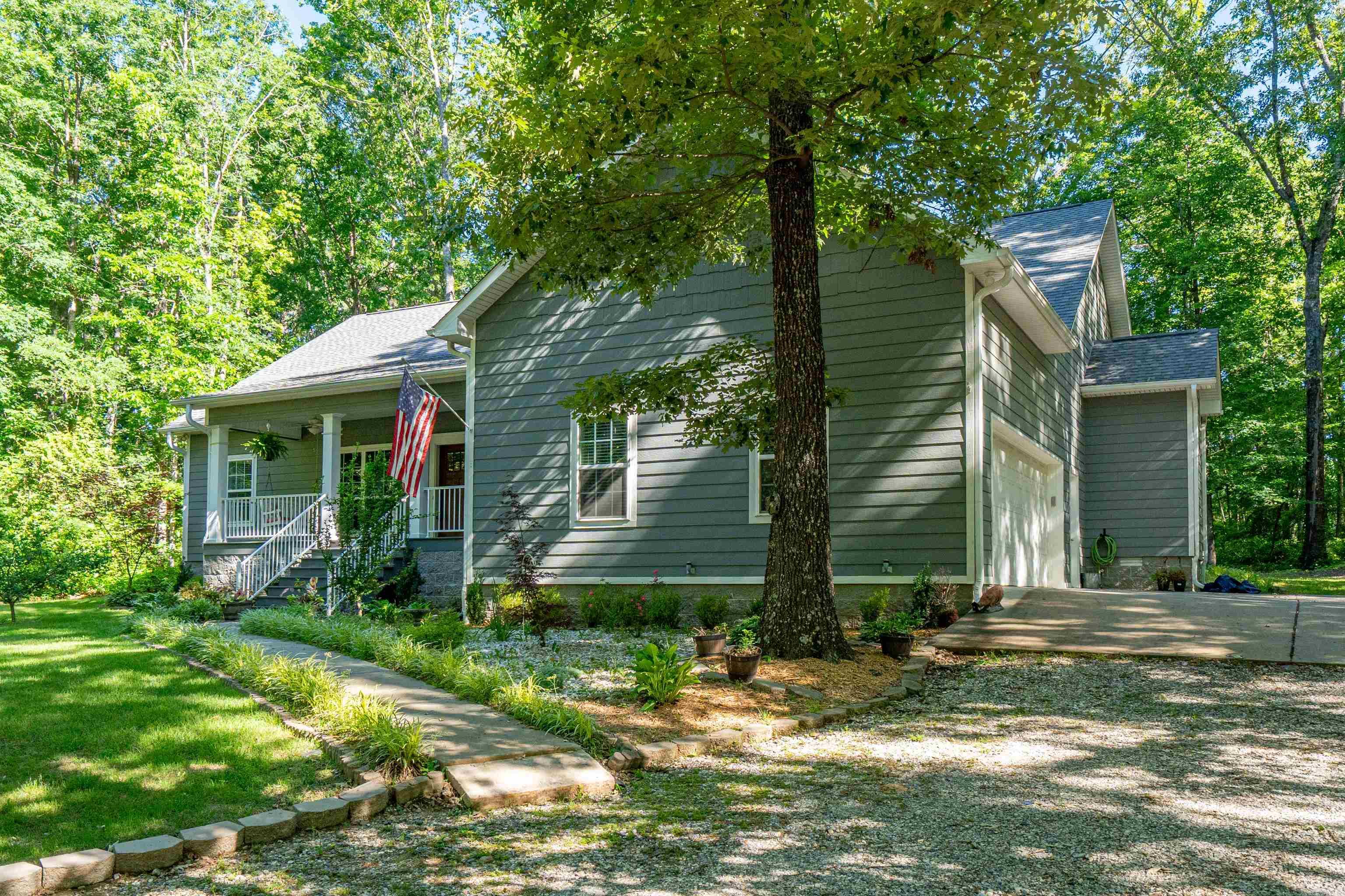 220 Autumn Oaks Drive