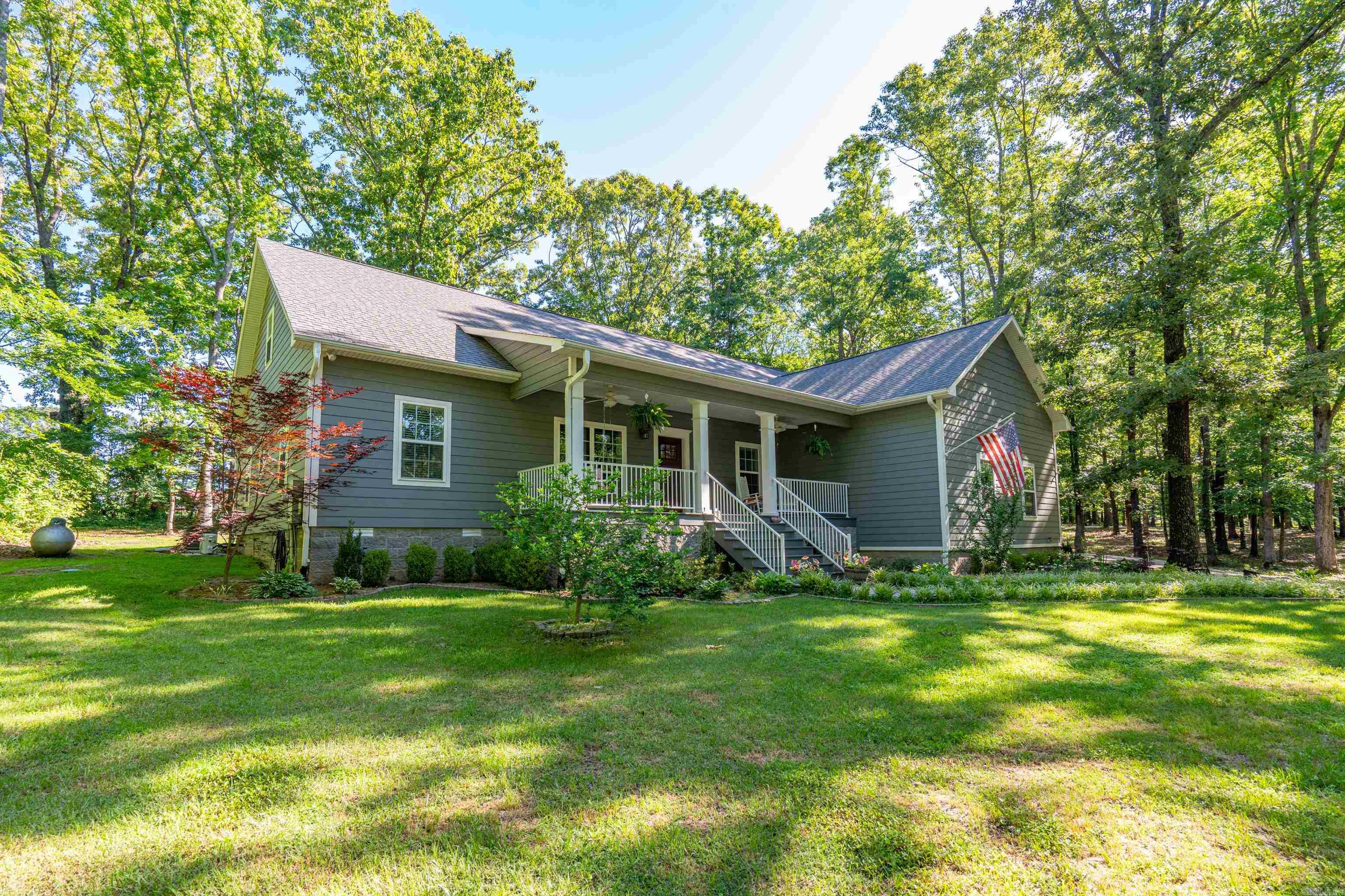 220 Autumn Oaks Drive