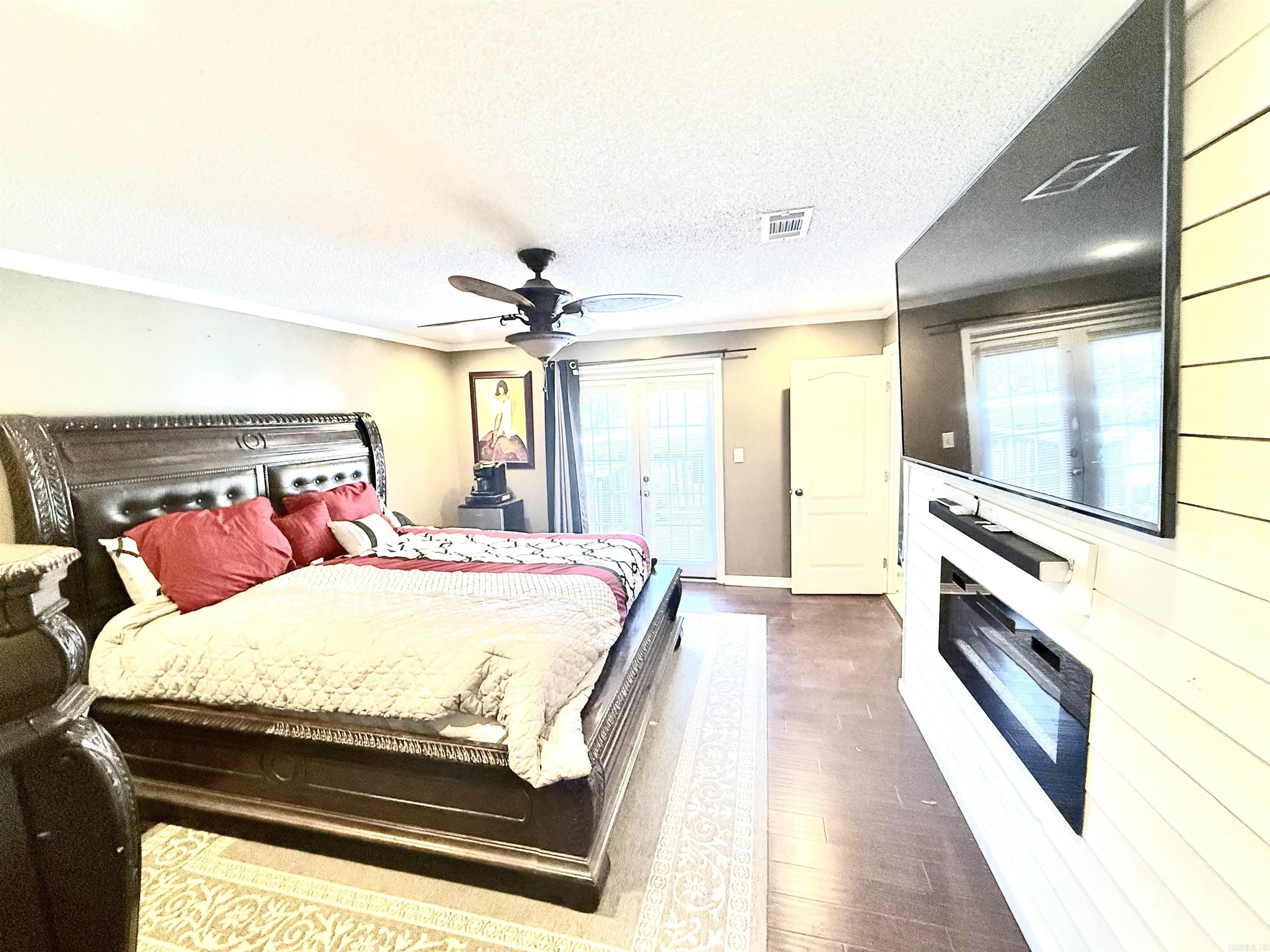 1004 Evergreen Drive
