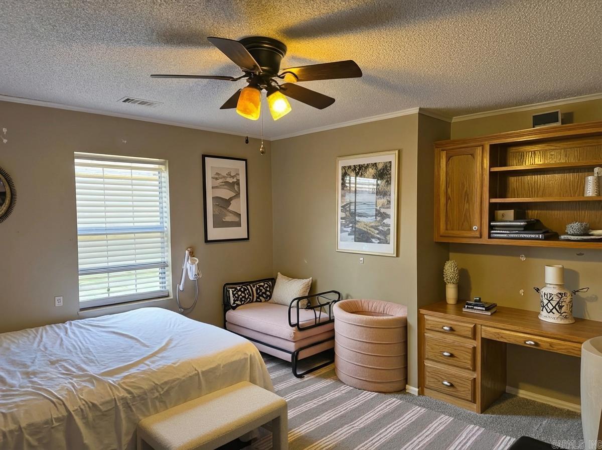 1004 Evergreen Drive