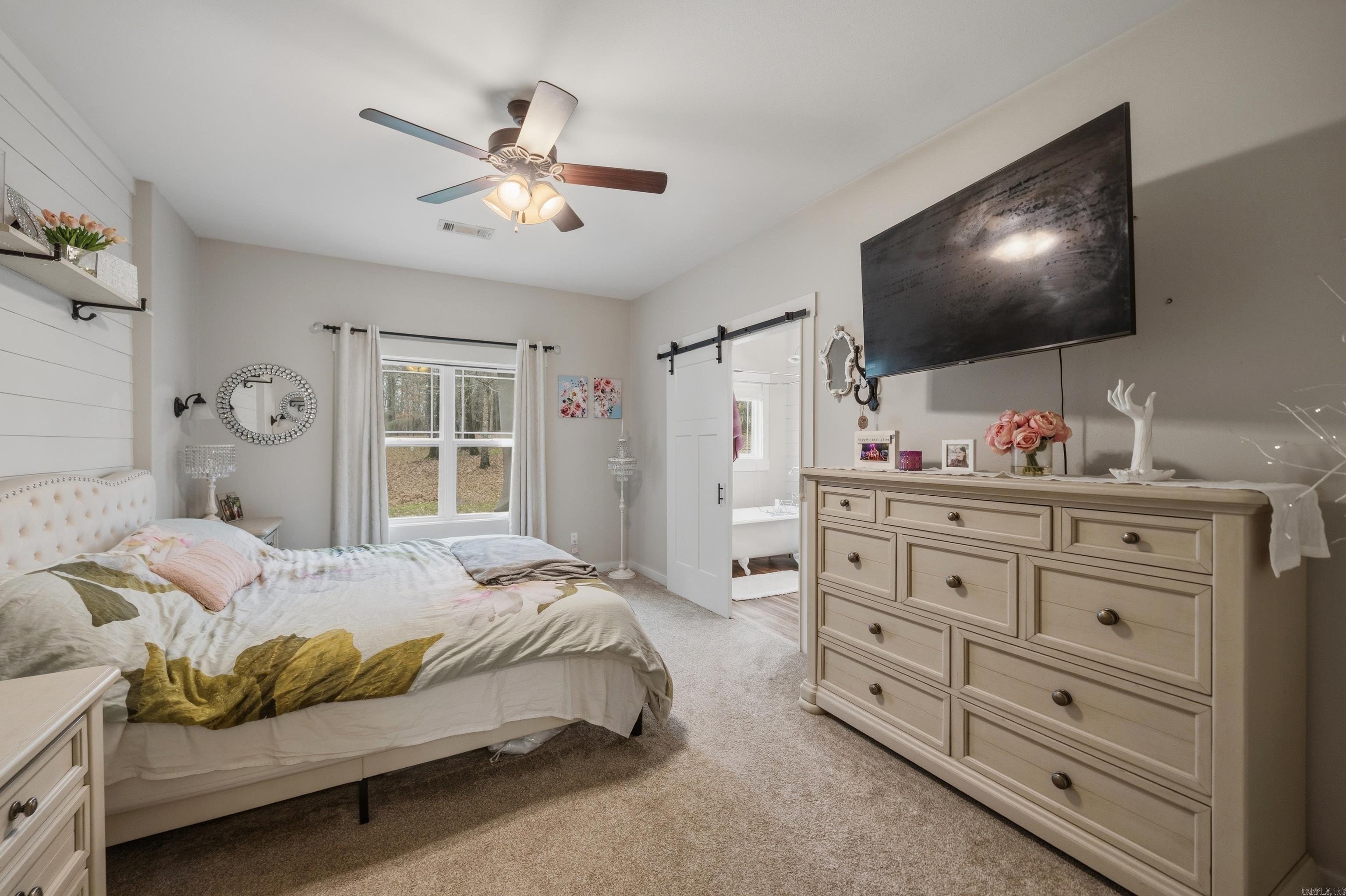 200 Autumn Oaks Dr