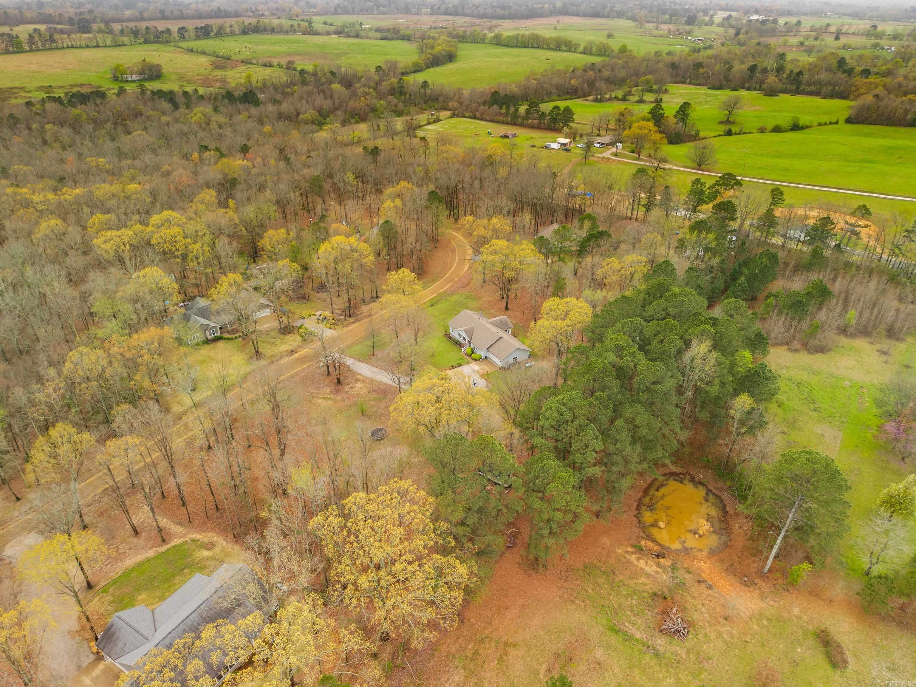 200 Autumn Oaks Dr