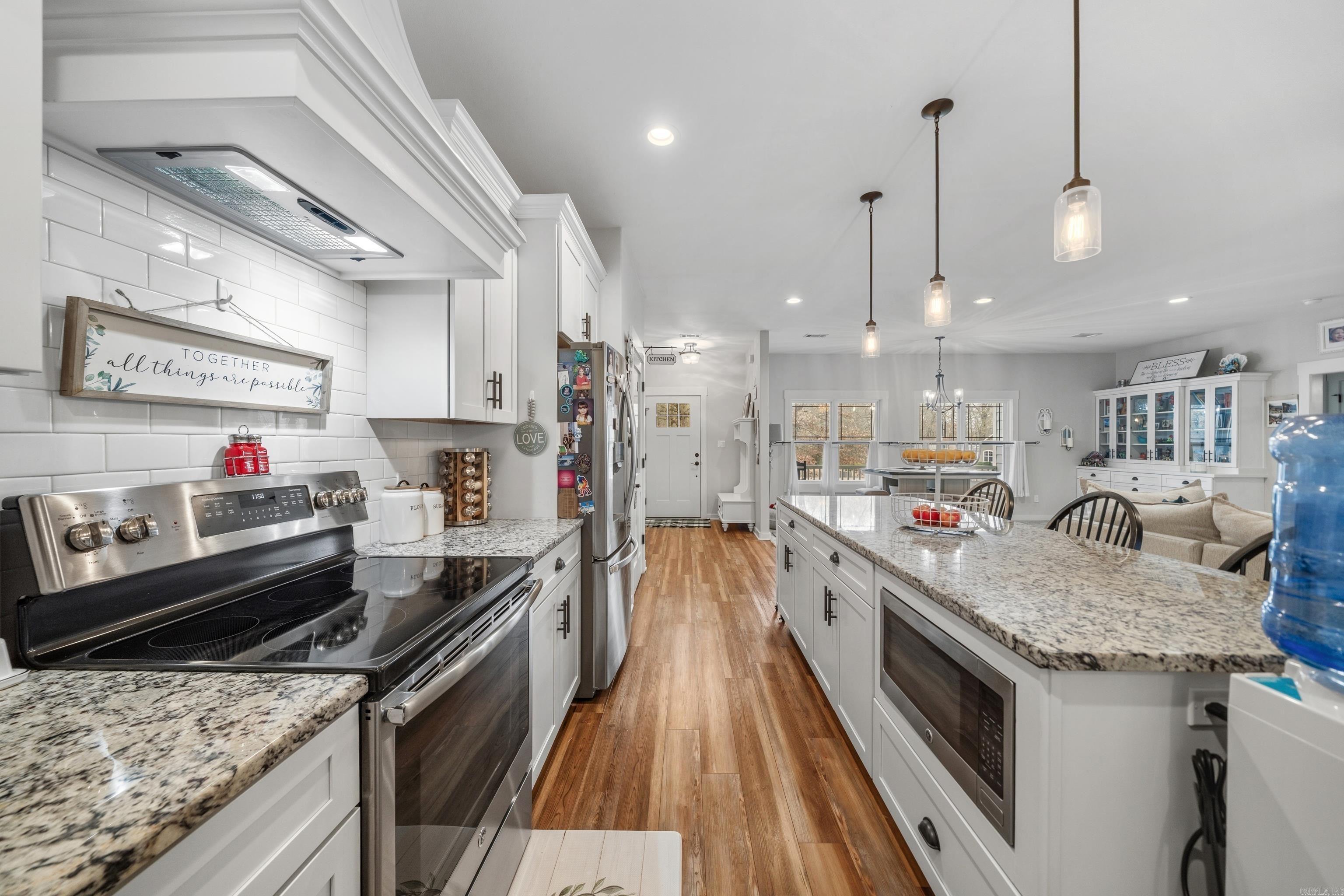 200 Autumn Oaks Dr