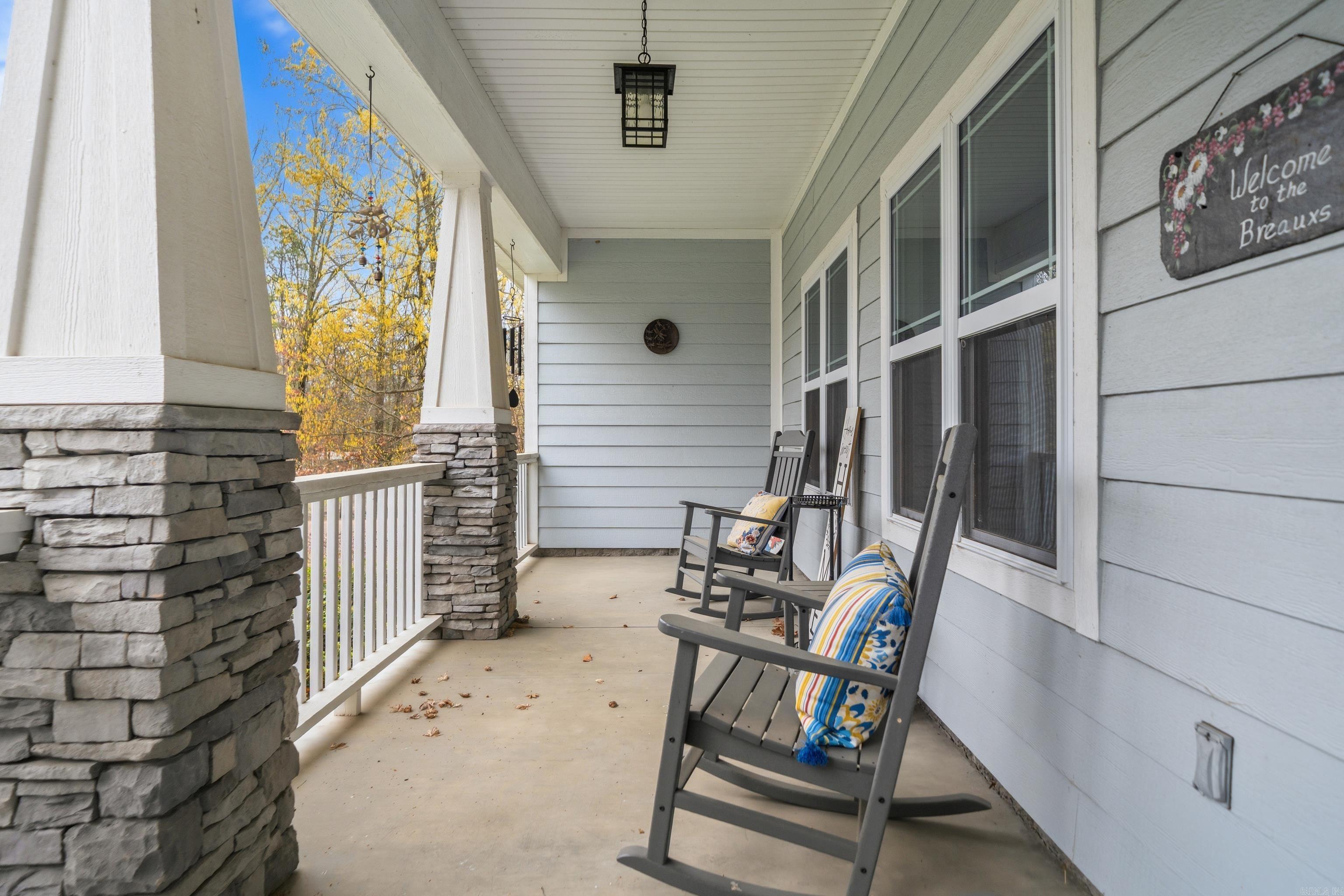 200 Autumn Oaks Dr