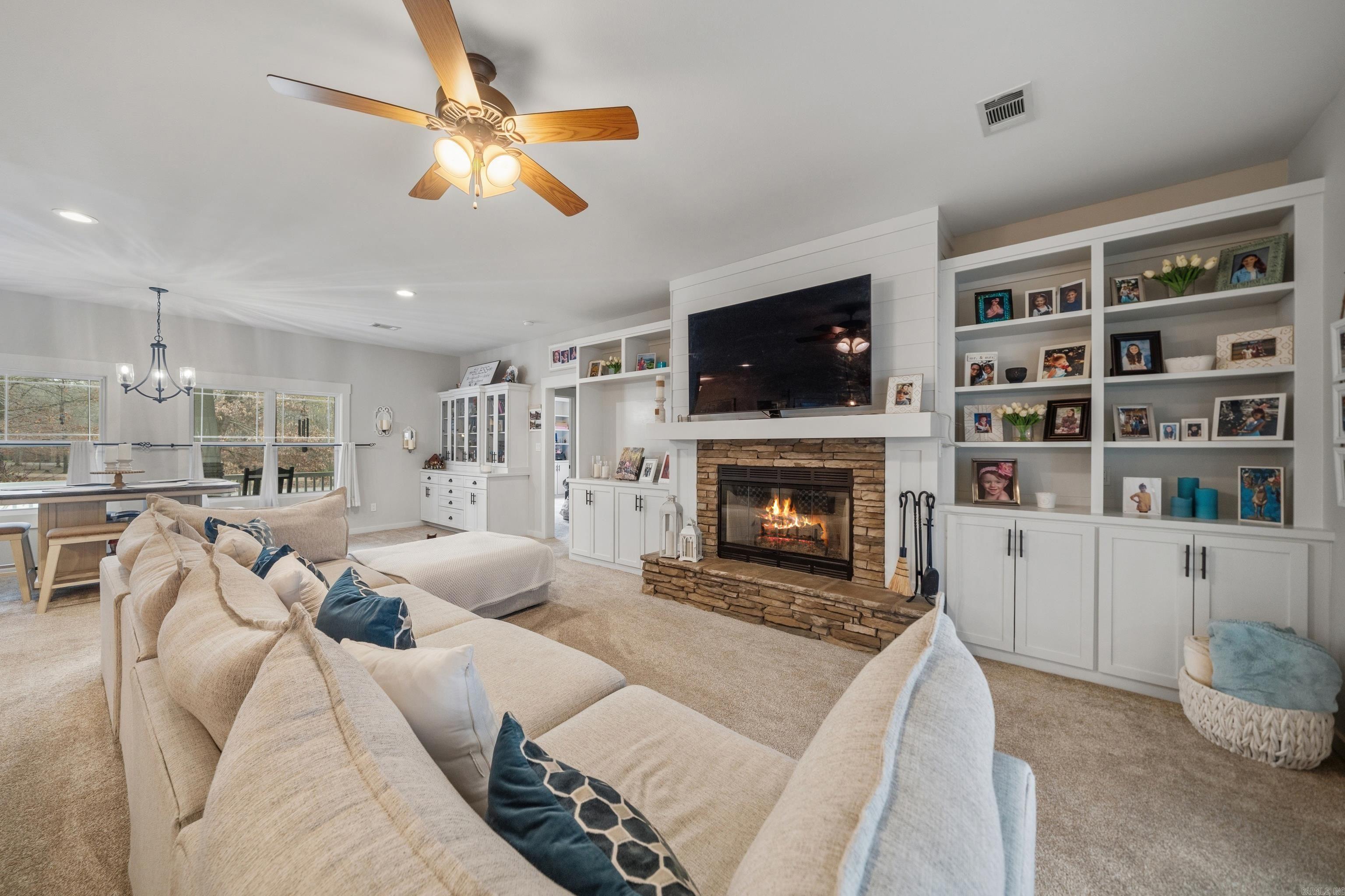 200 Autumn Oaks Dr