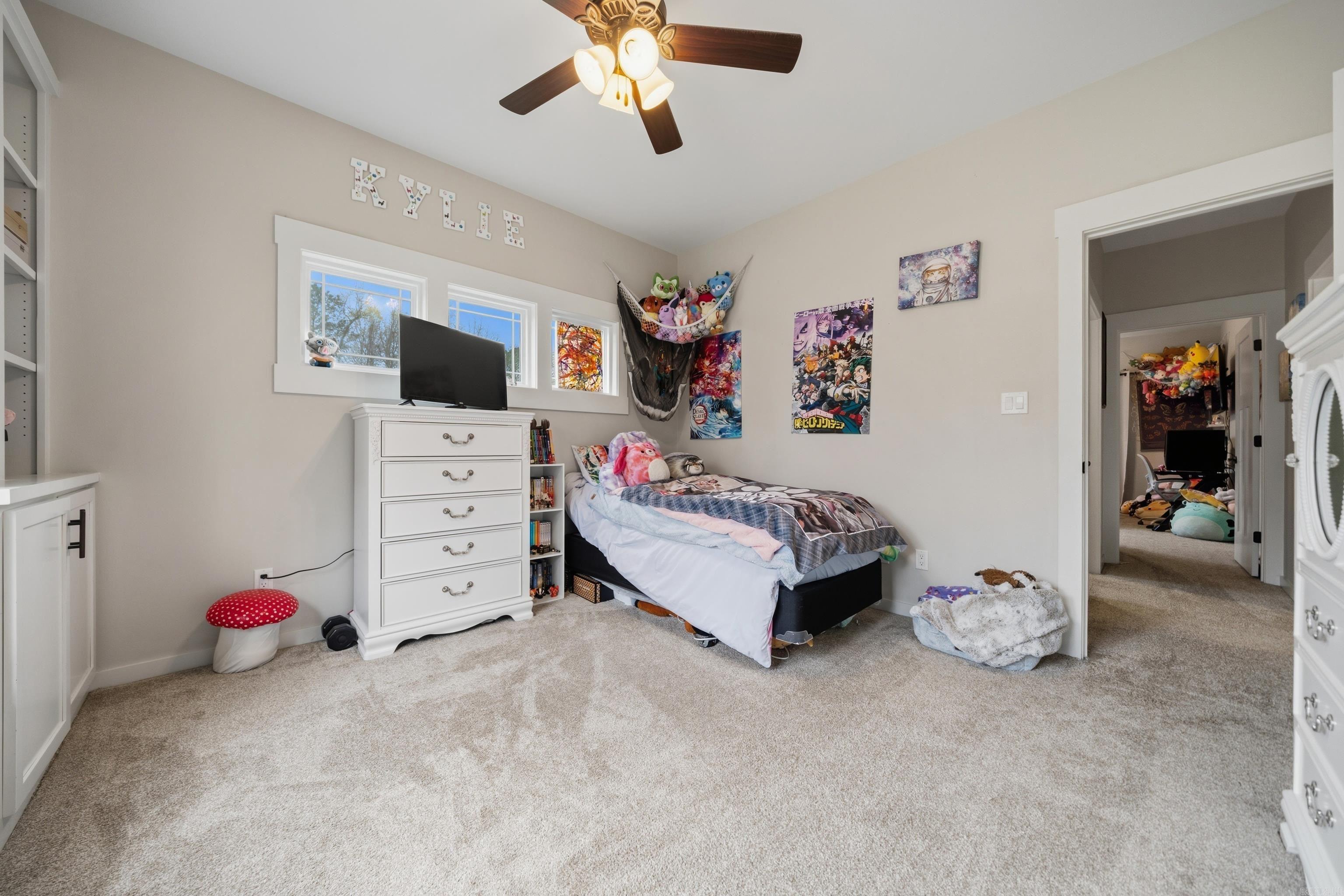 200 Autumn Oaks Dr