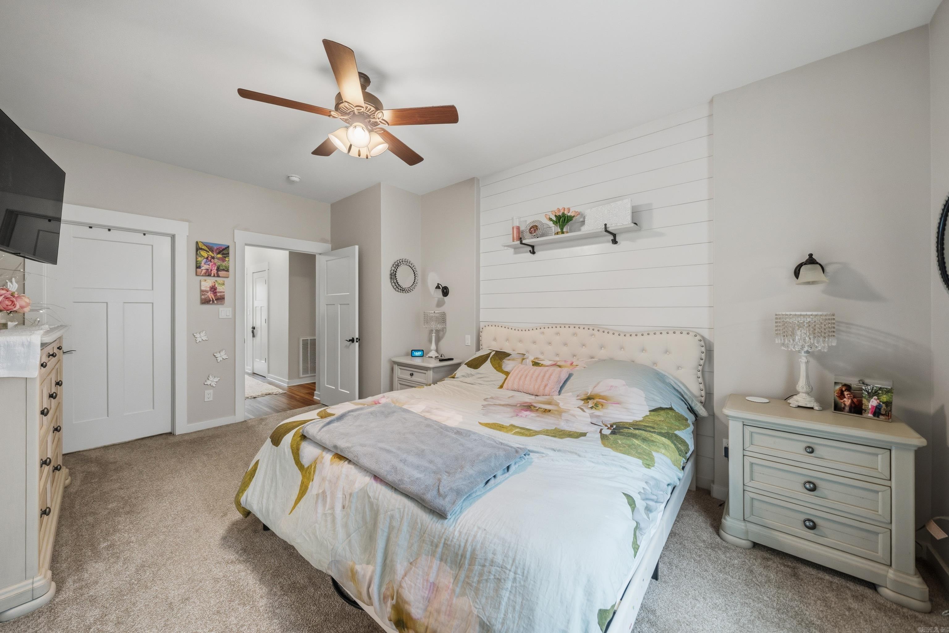 200 Autumn Oaks Dr