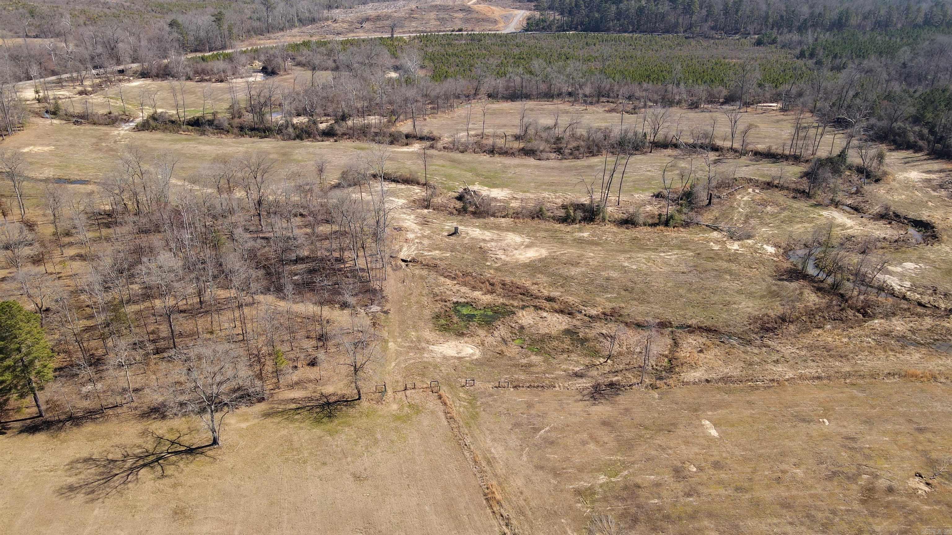5633 N 53 Highway