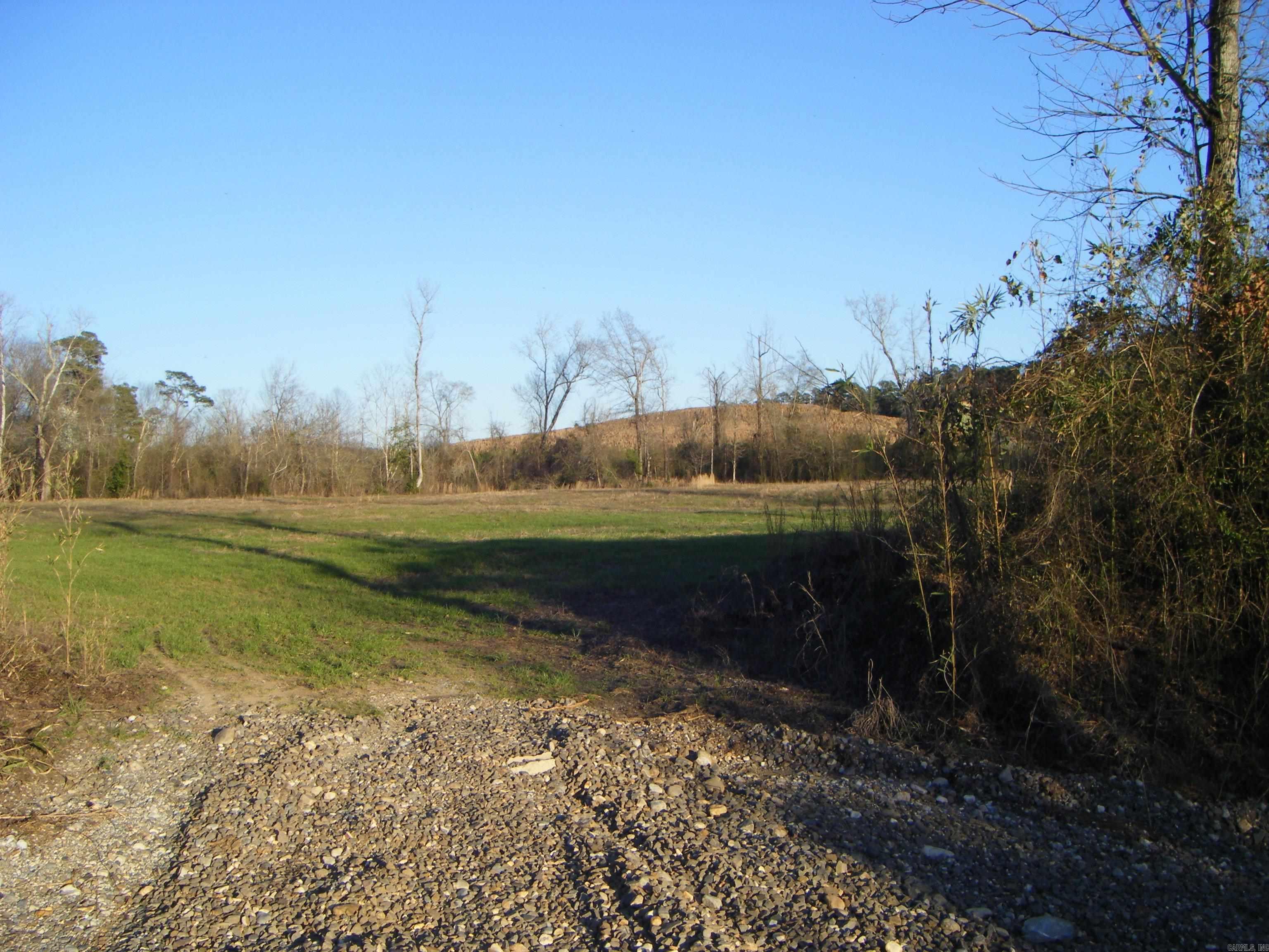 5633 N 53 Highway