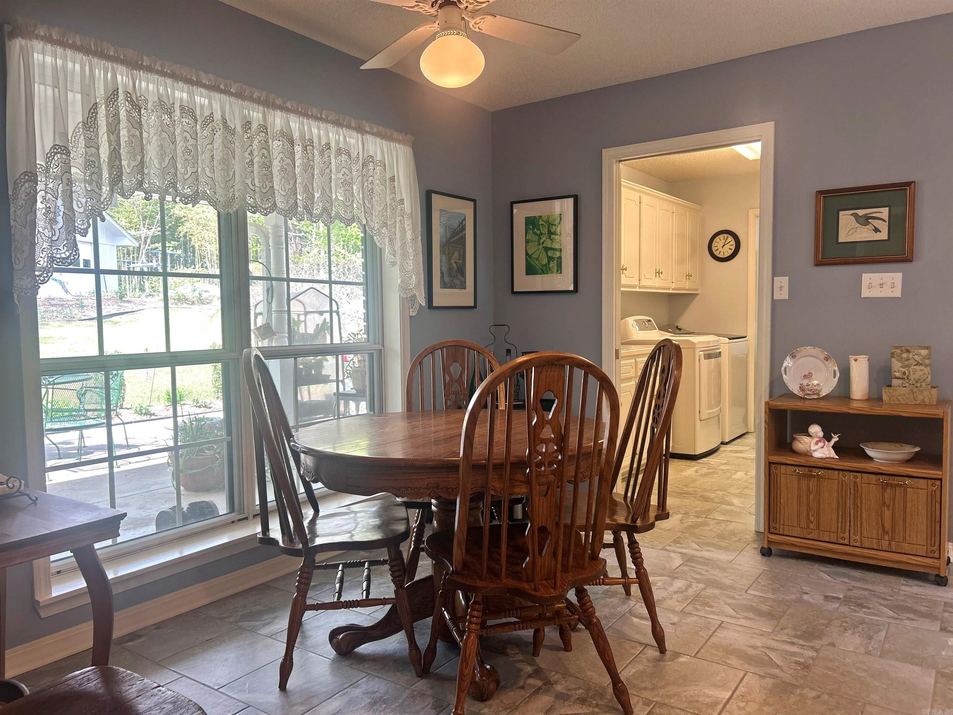 405 North Park Drive