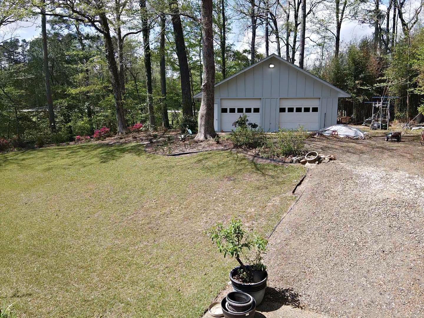 405 North Park Drive