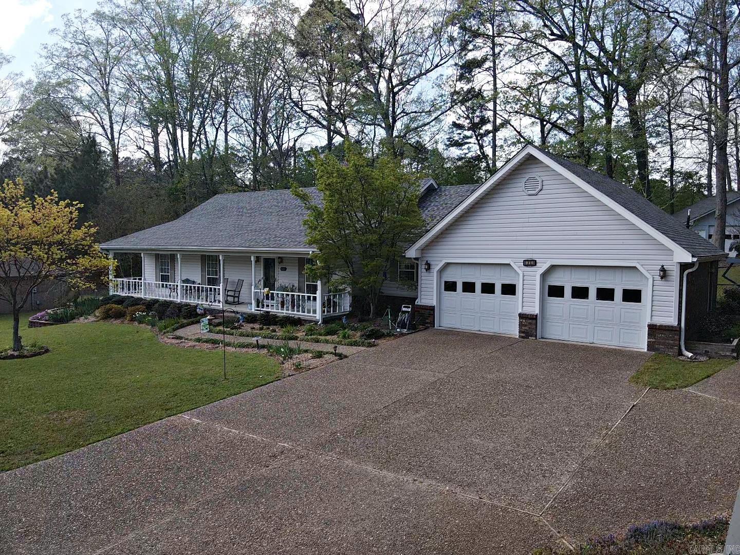 405 North Park Drive
