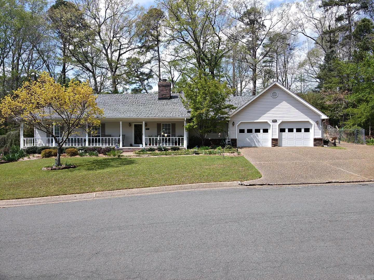 405 North Park Drive