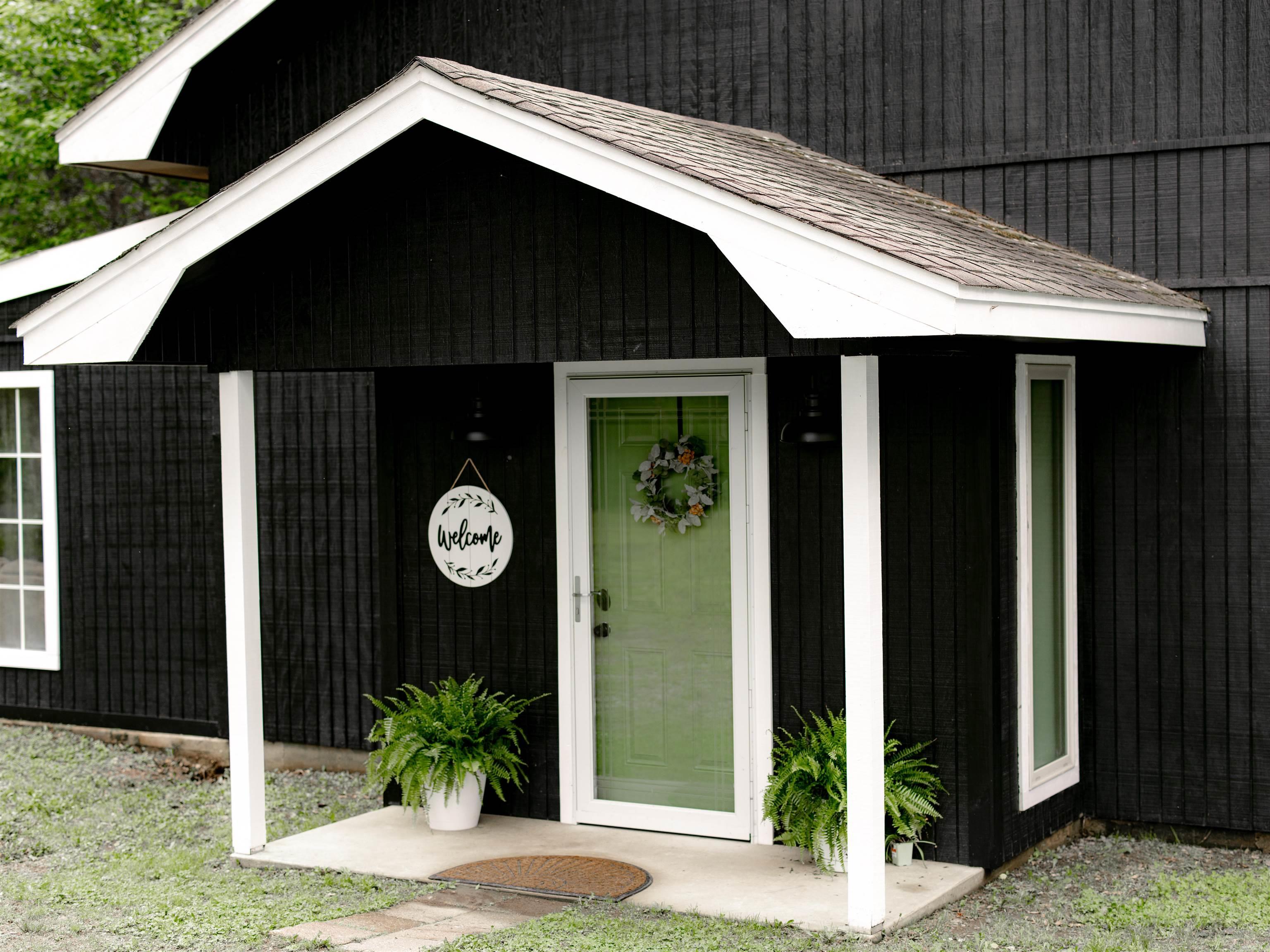 228 Corinth Road