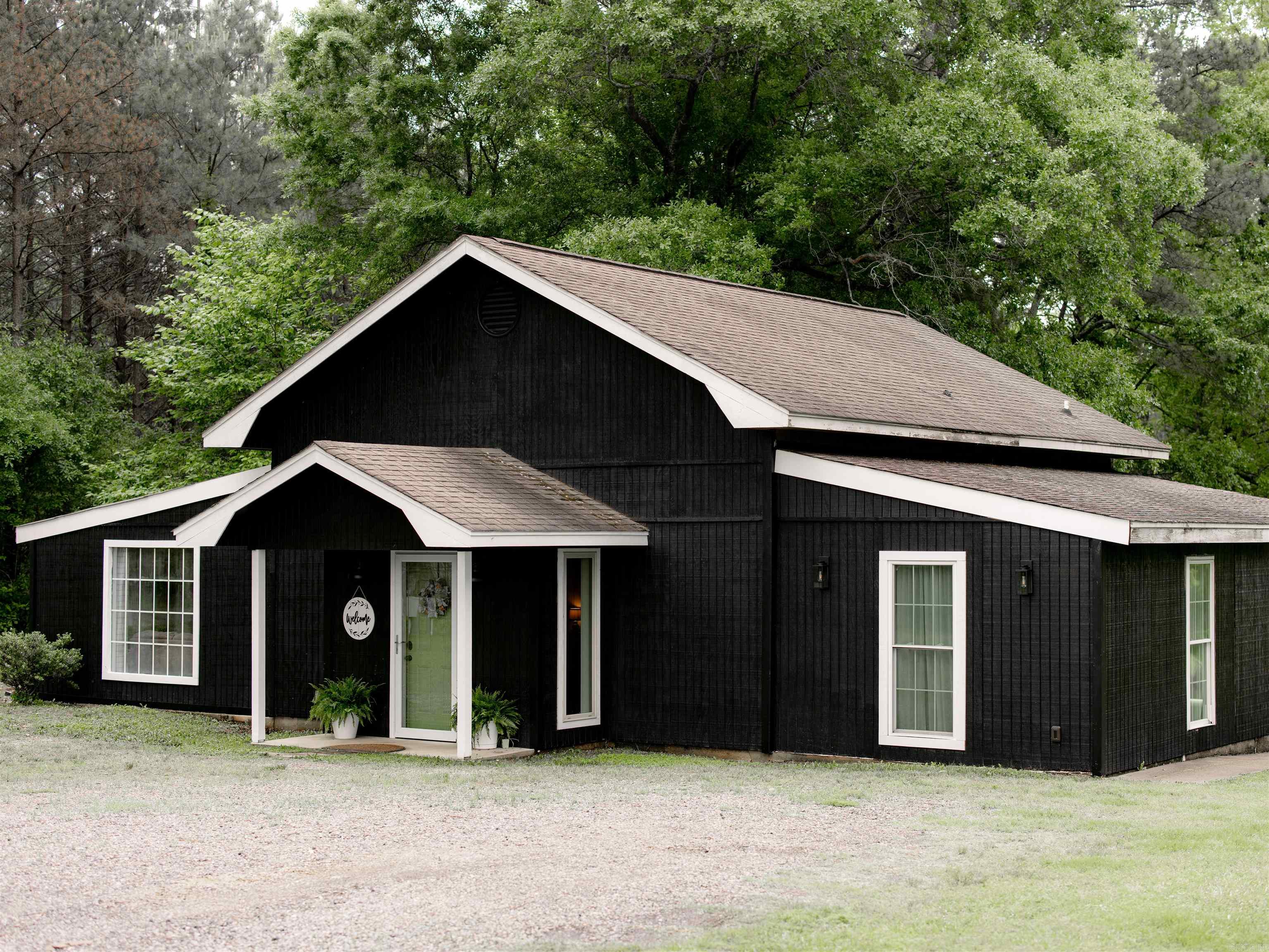 228 Corinth Road