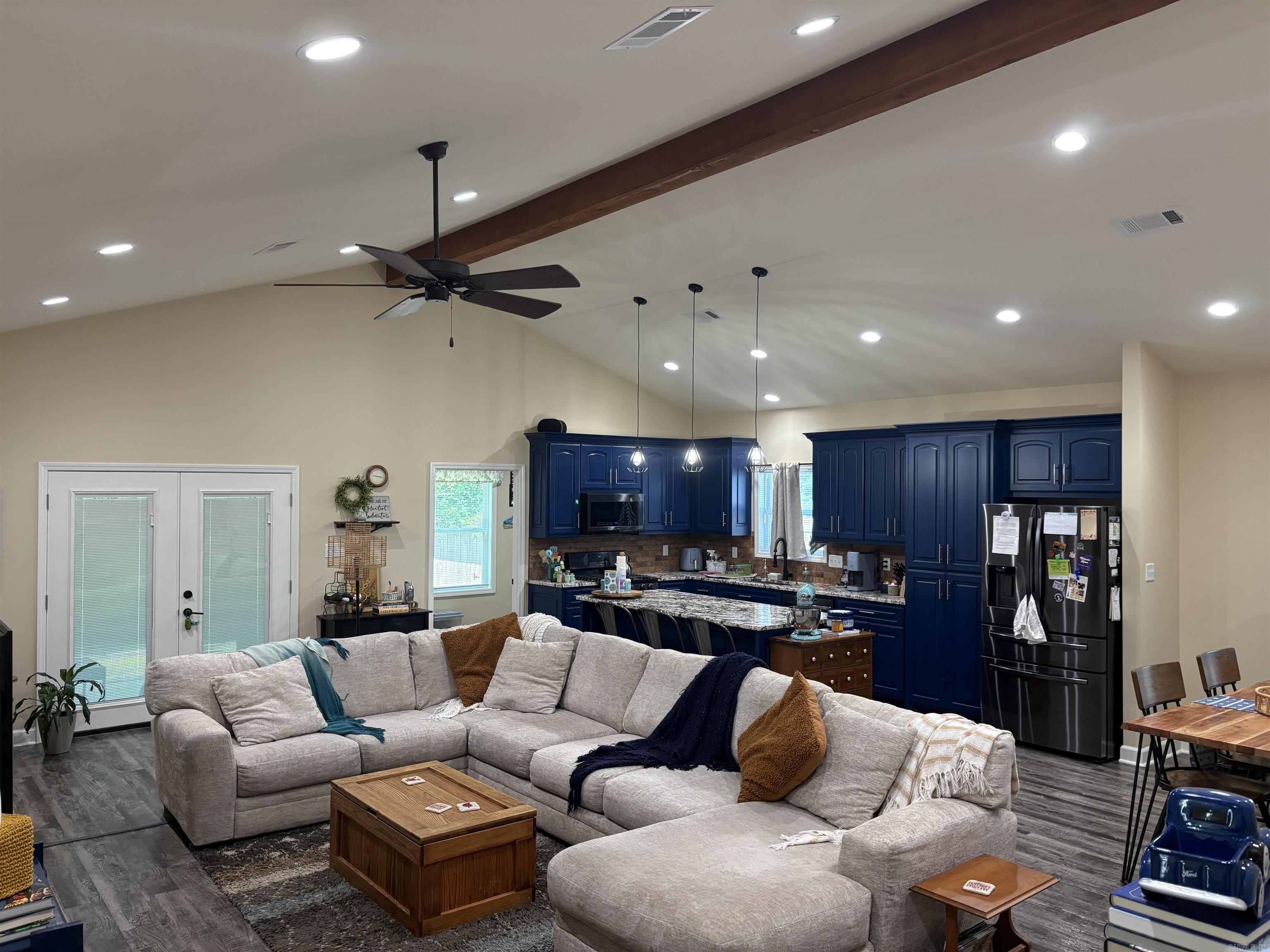 2801 Evonshire Drive