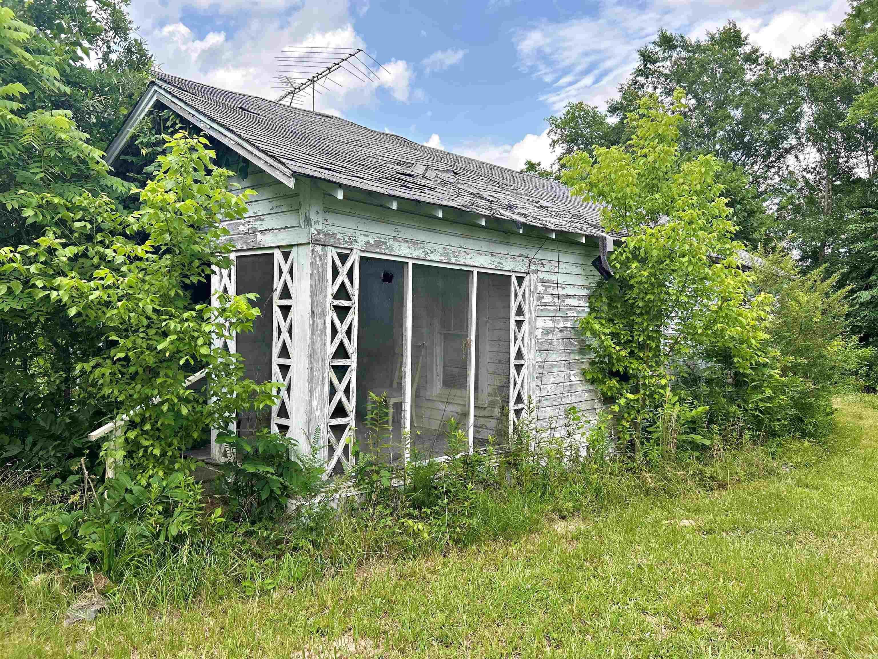 16 Jackson Road