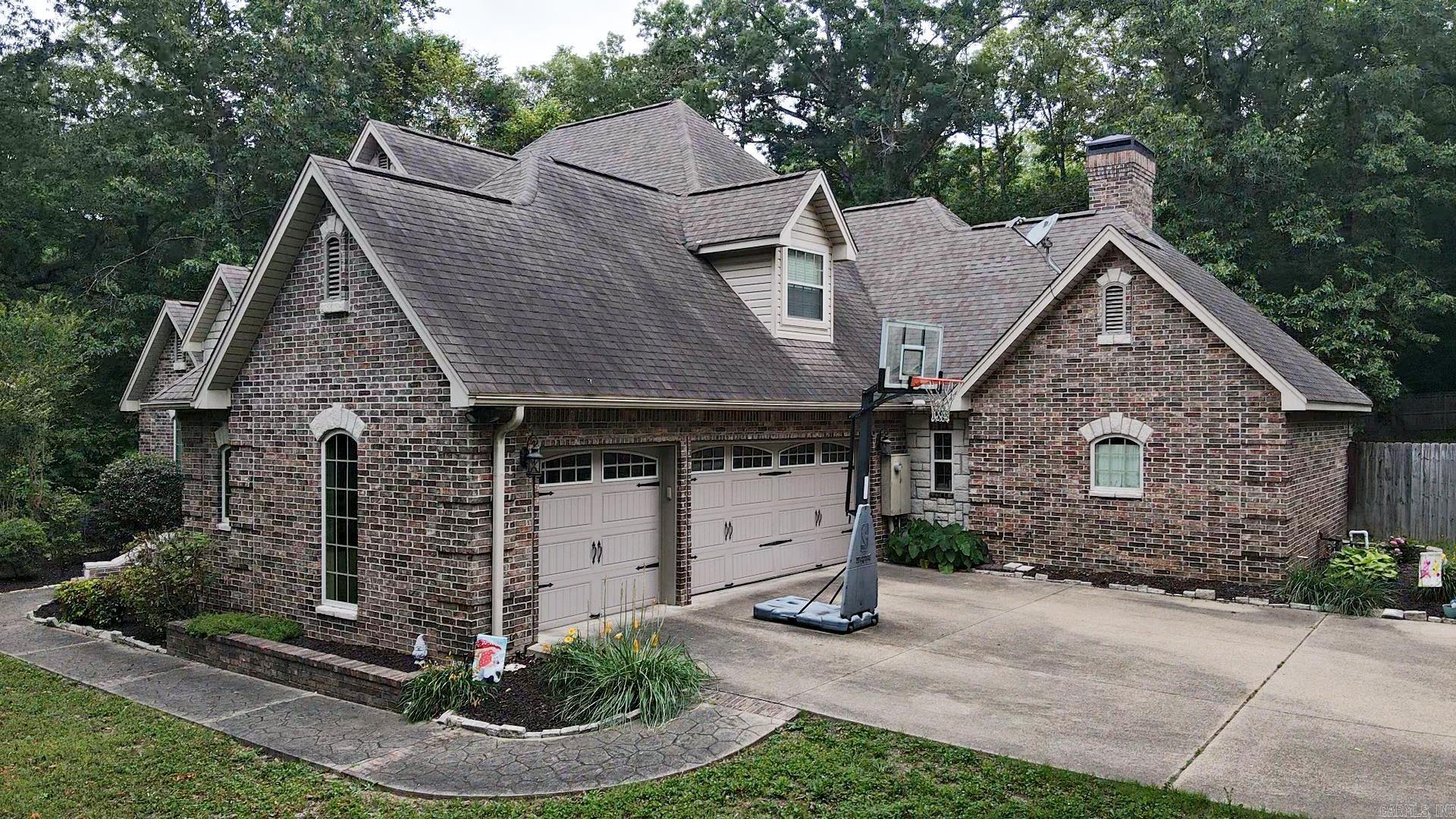 111 Apple Blossom Drive
