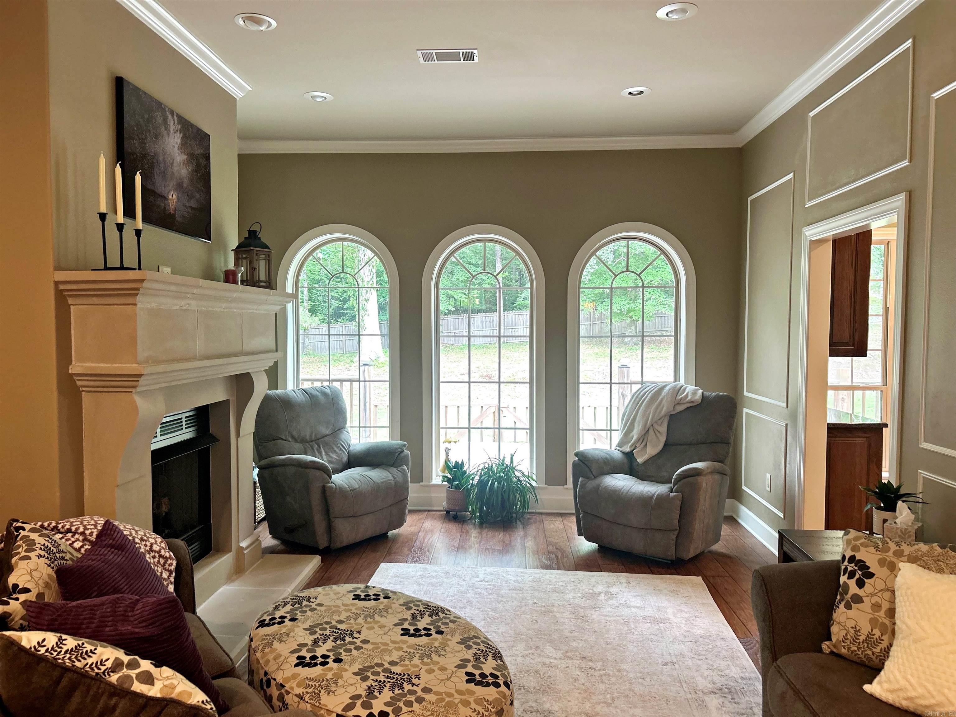 111 Apple Blossom Drive