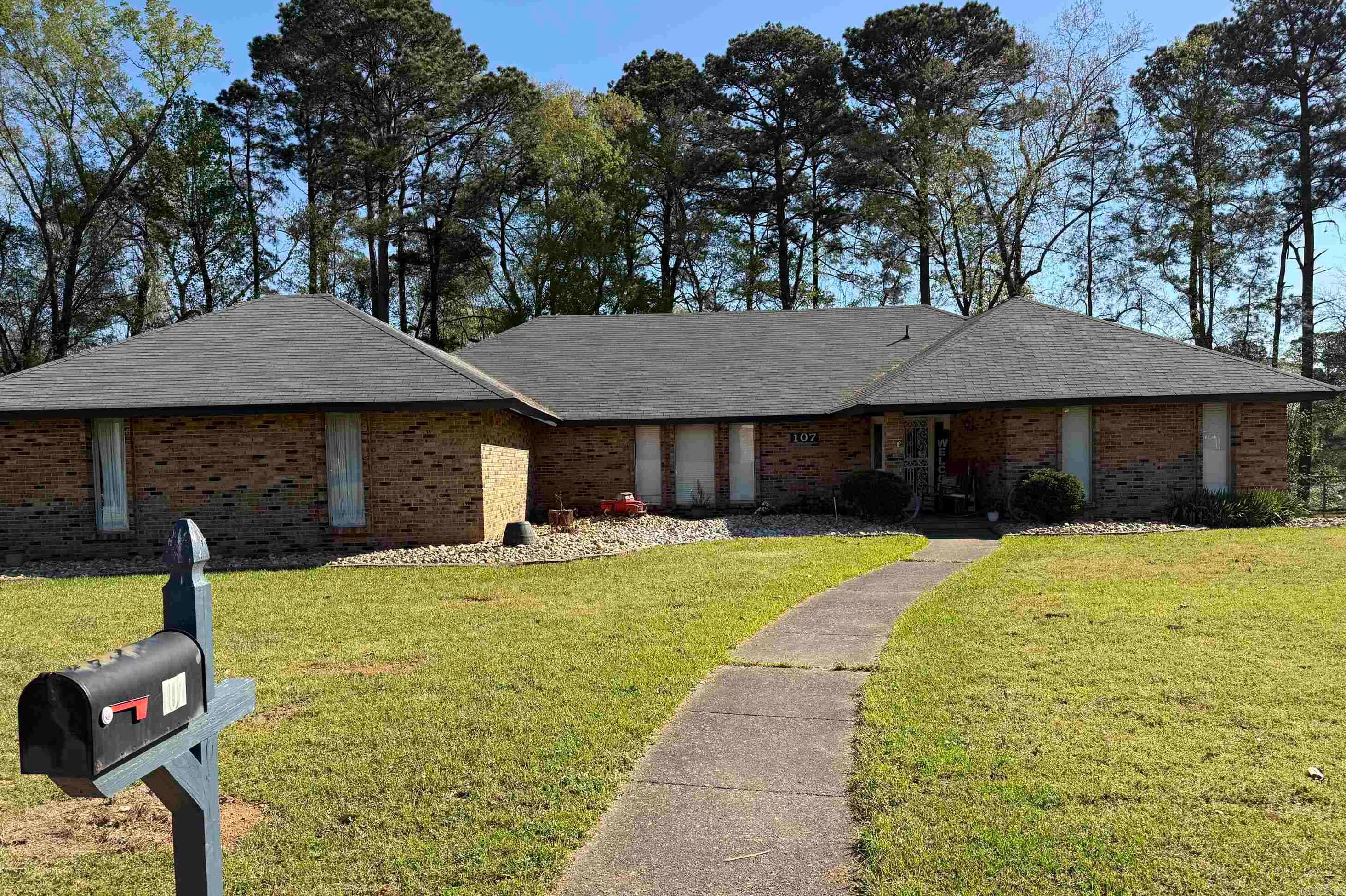 107 Evonshire Drive