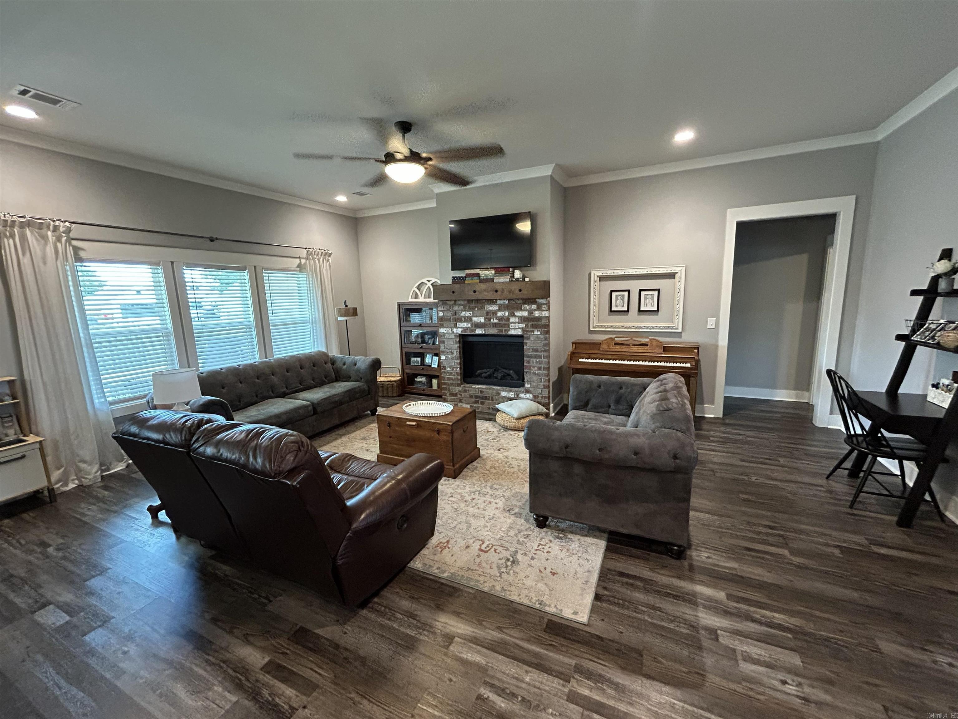 11 Sunny Drive