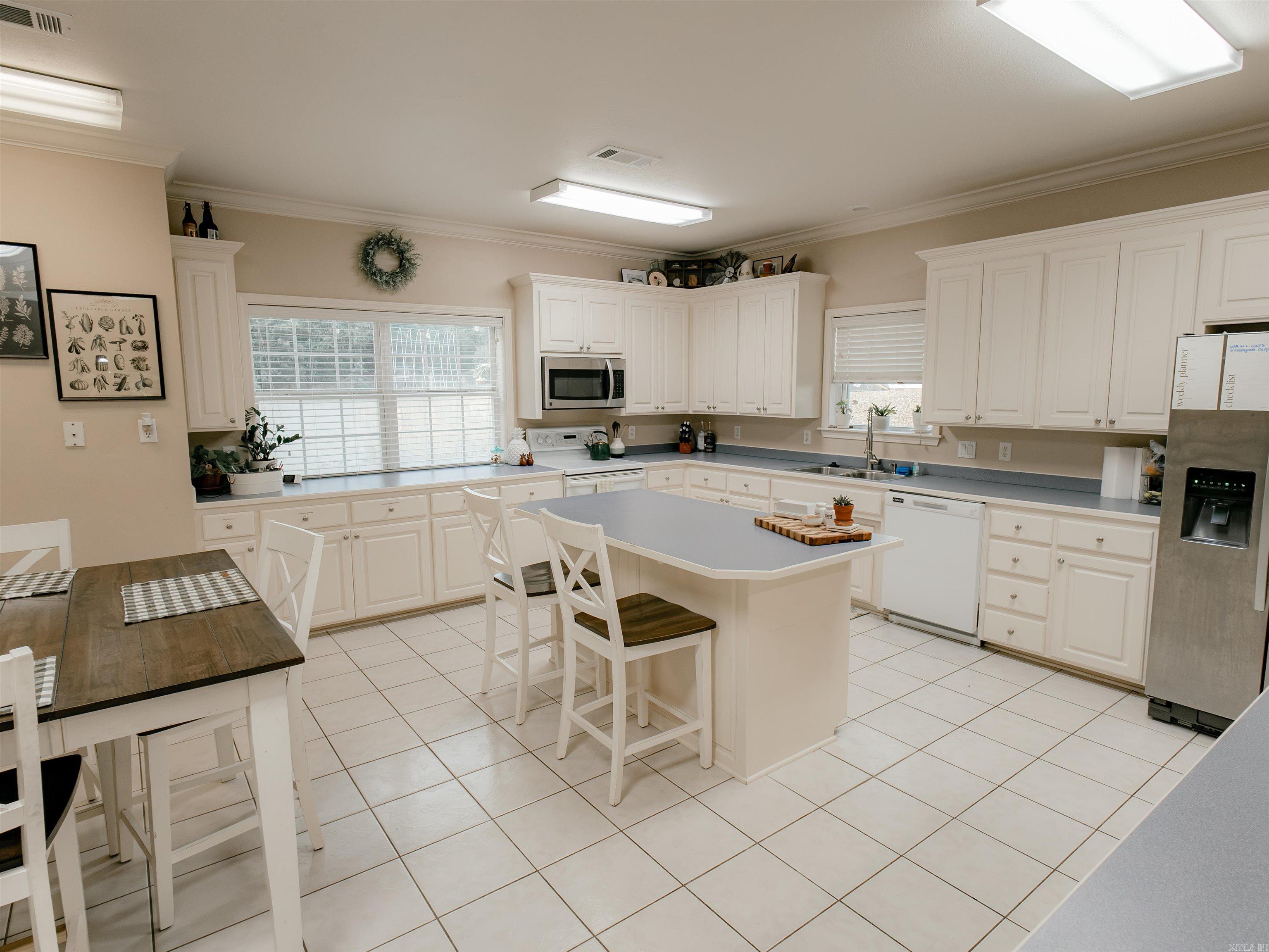 1808 Forrest Park Drive