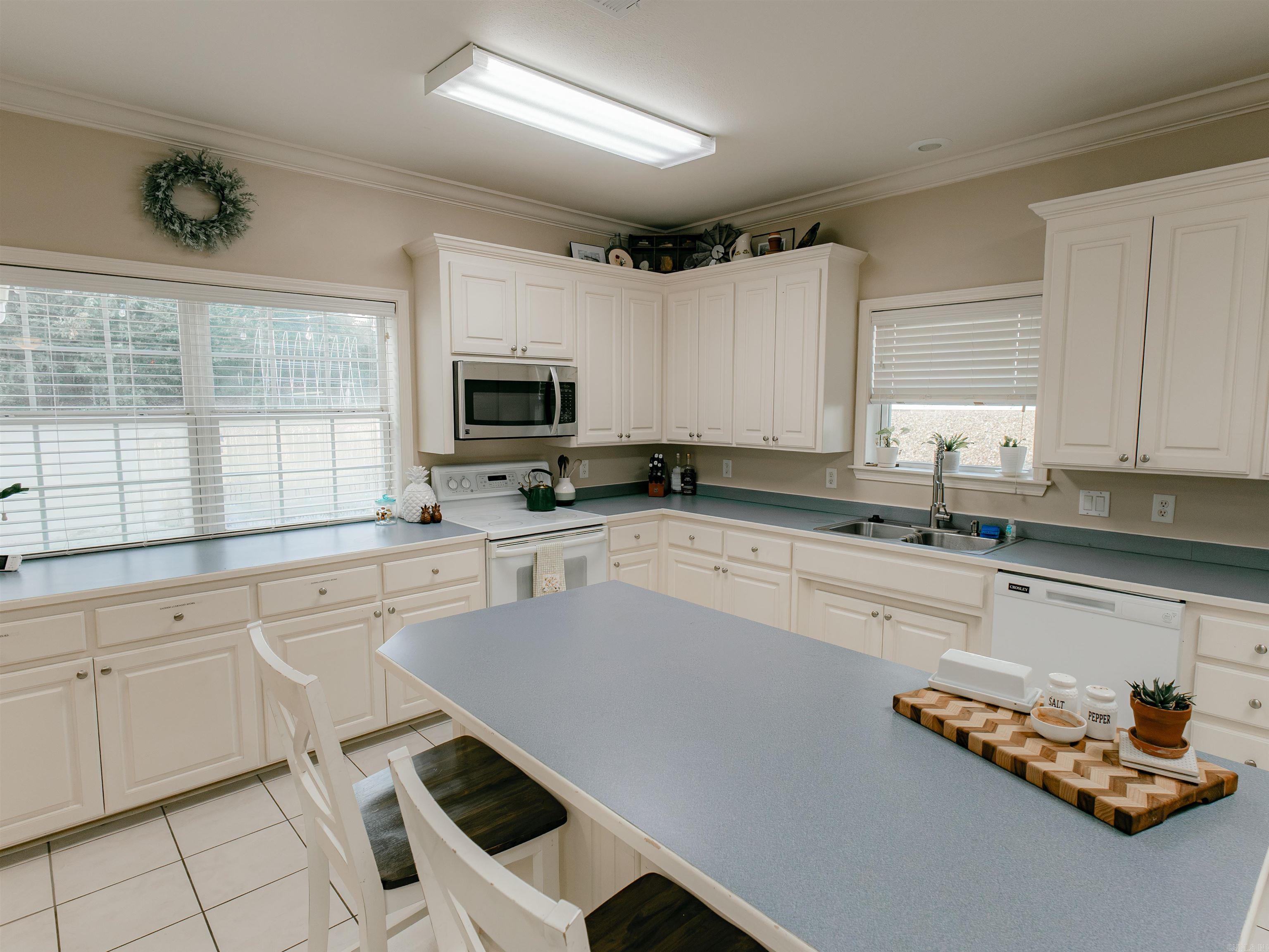 1808 Forrest Park Drive