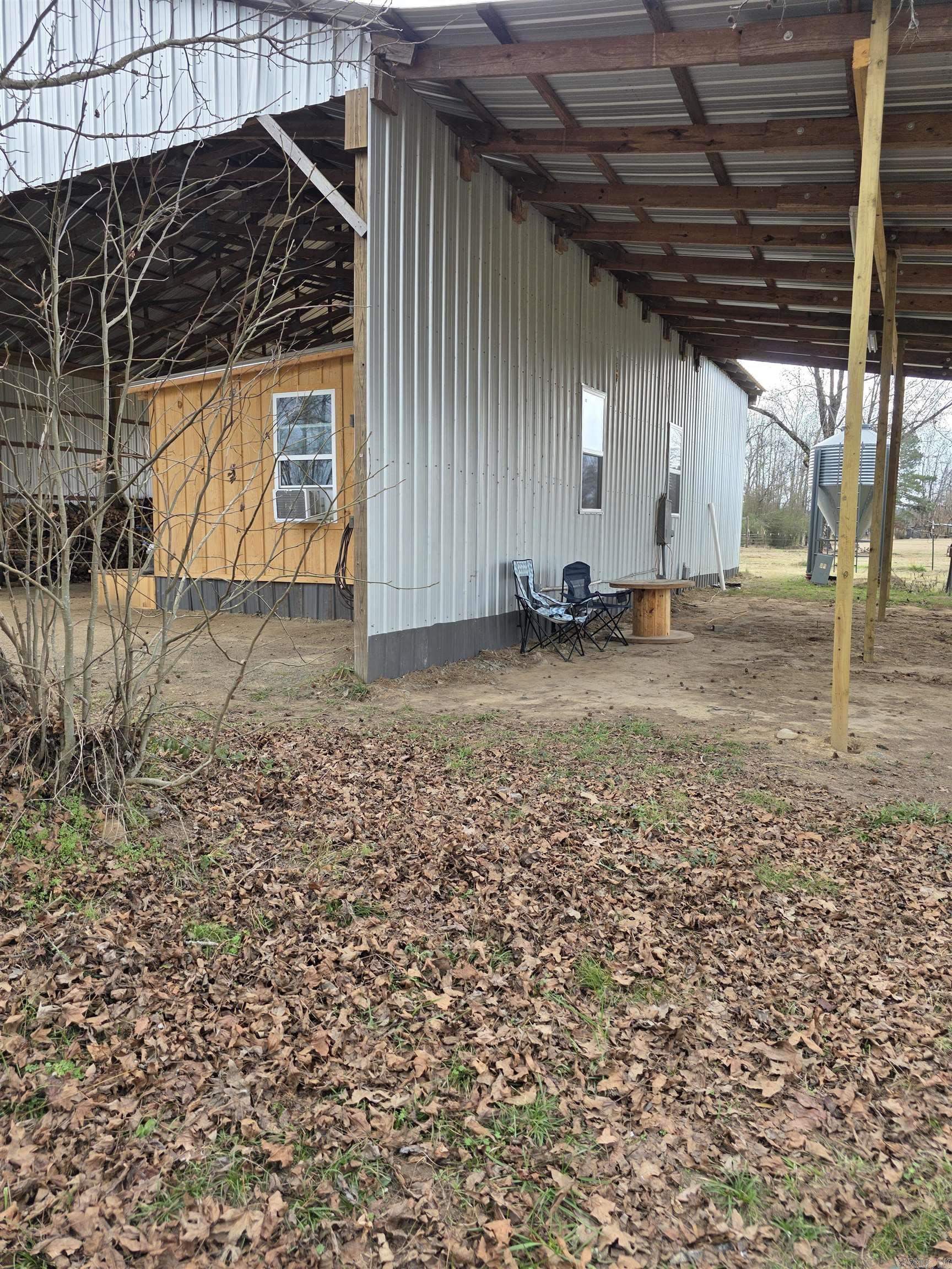 5665 N Hwy 53