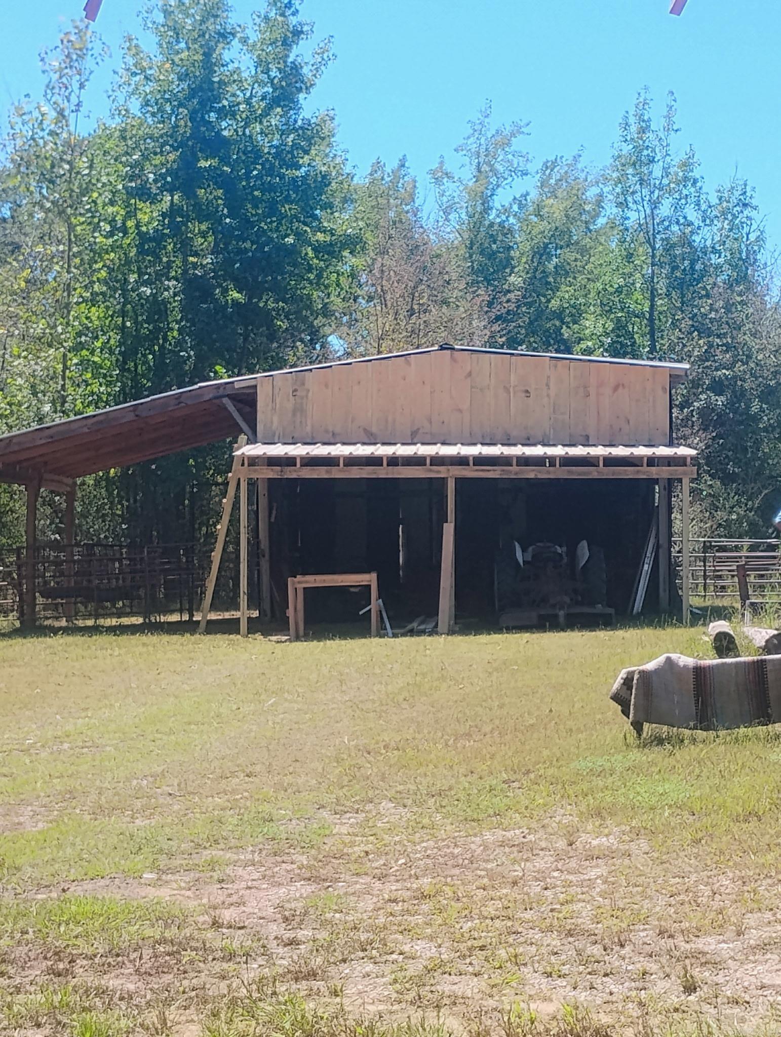 5665 N Hwy 53