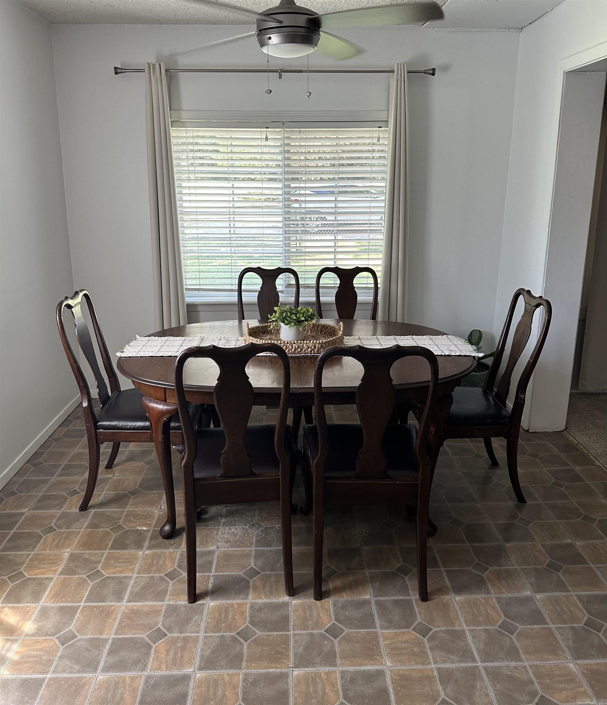 220 Grand Point Drive