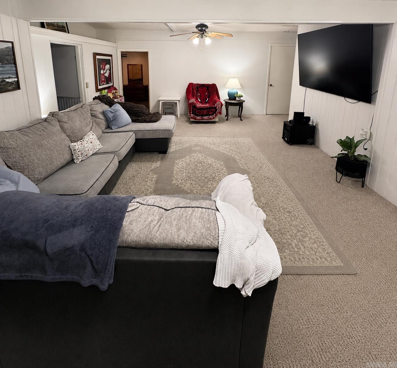 220 Grand Point Drive