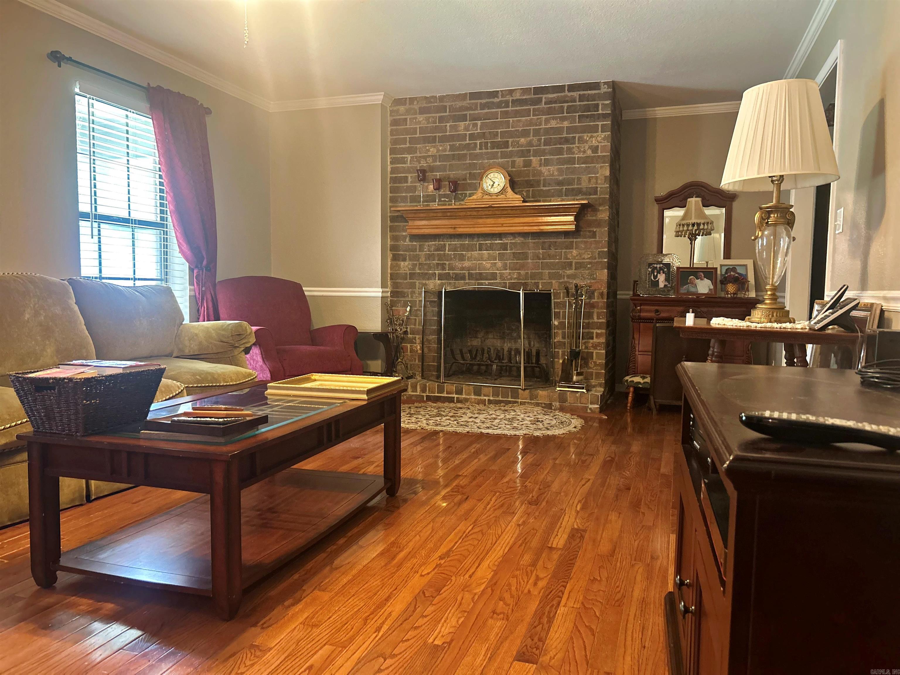 10 Edgewood Drive