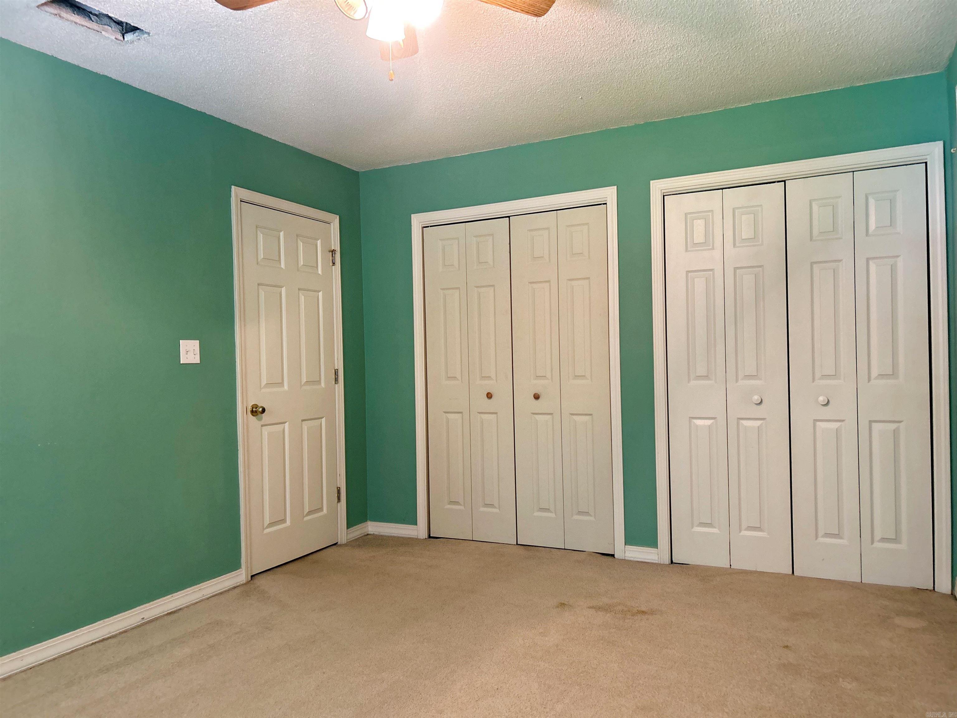 10 Edgewood Drive