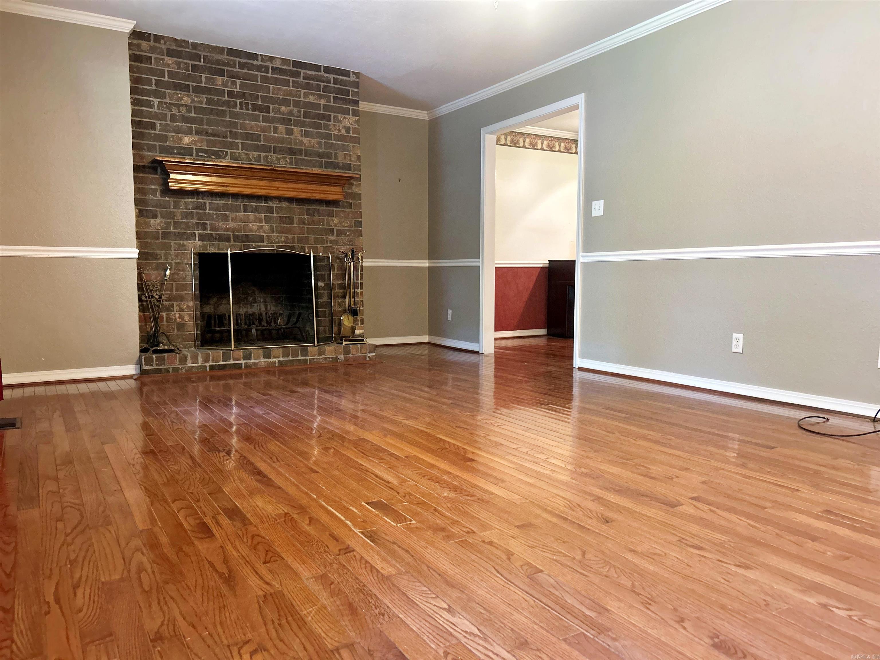 10 Edgewood Drive