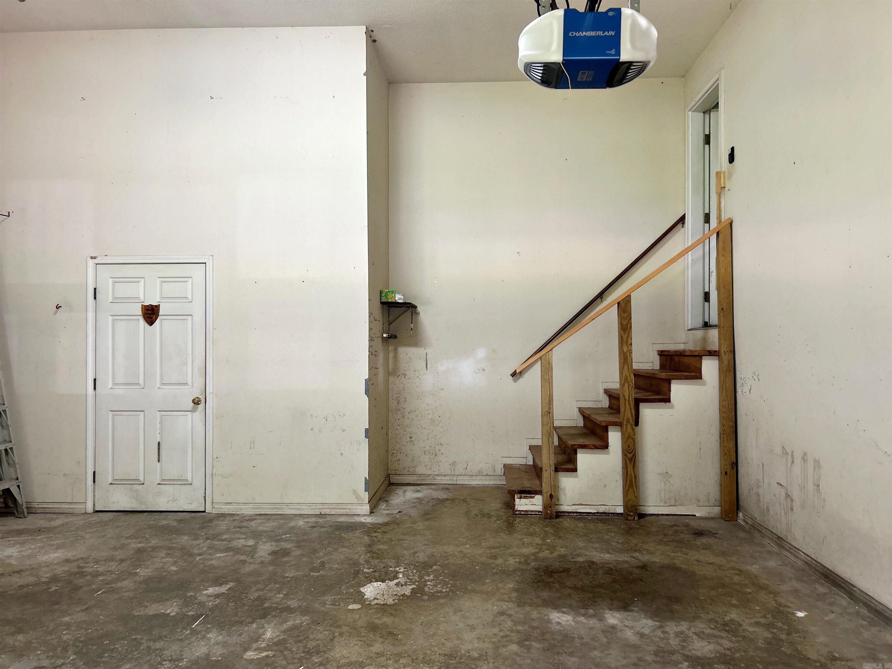 10 Edgewood Drive