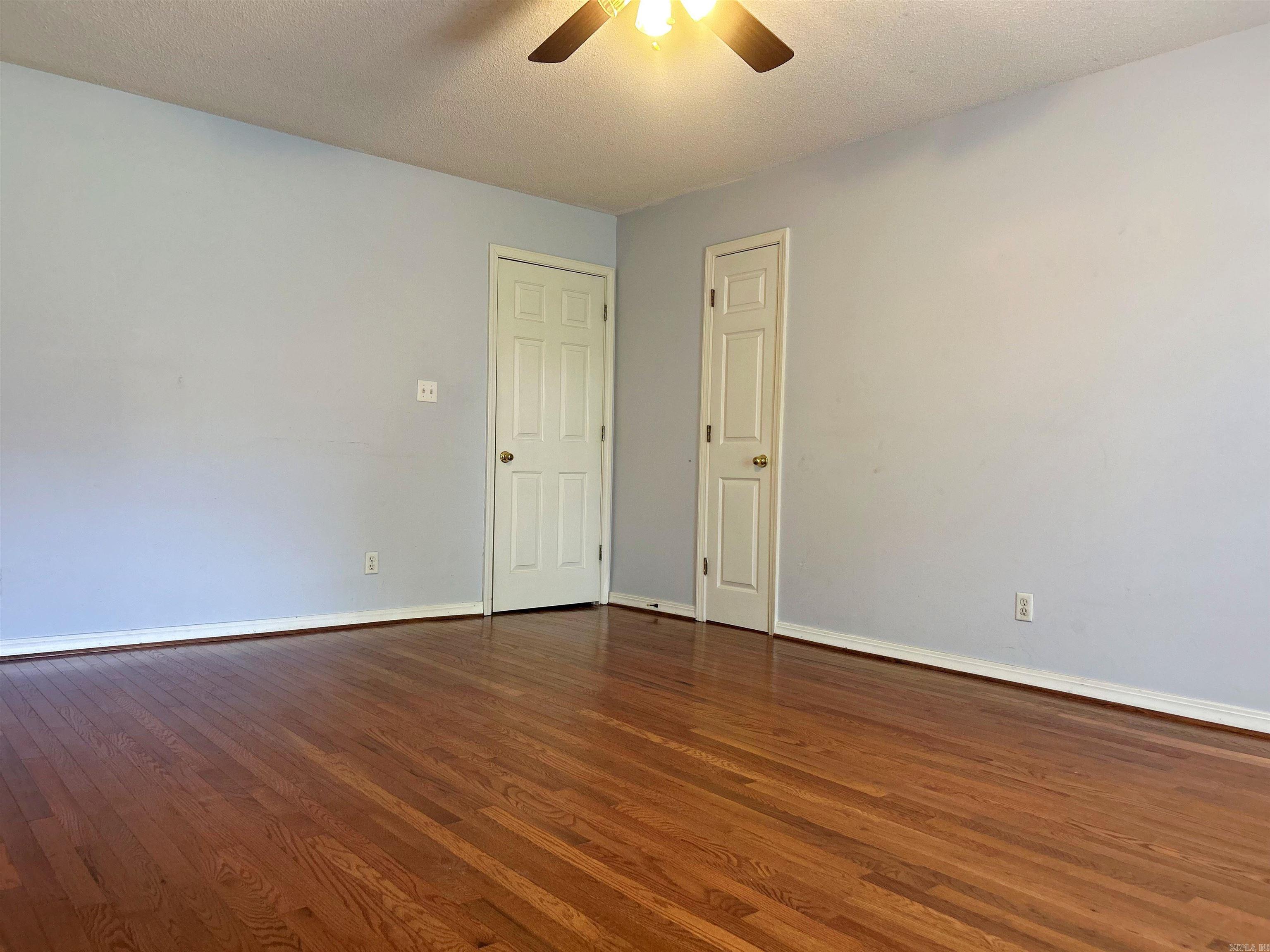 10 Edgewood Drive