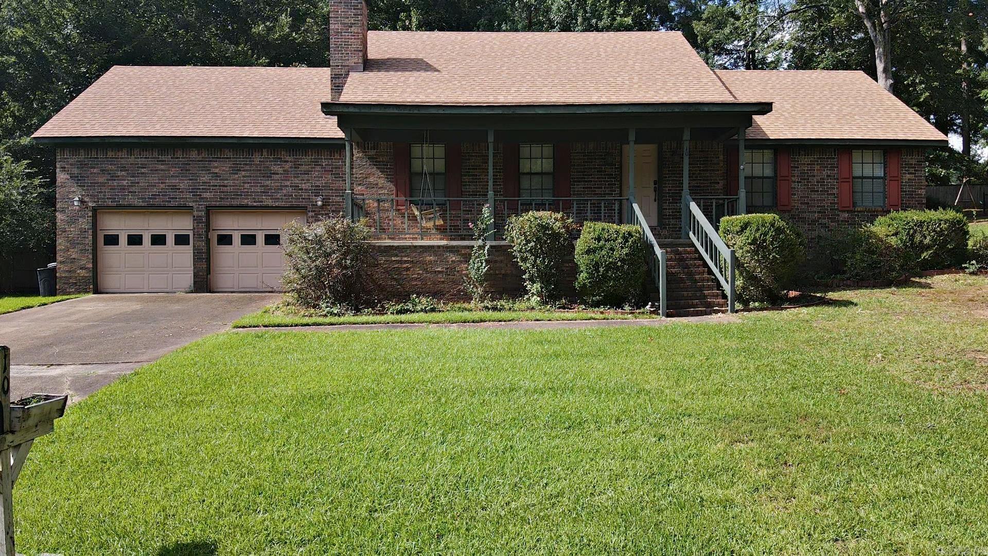 10 Edgewood Drive