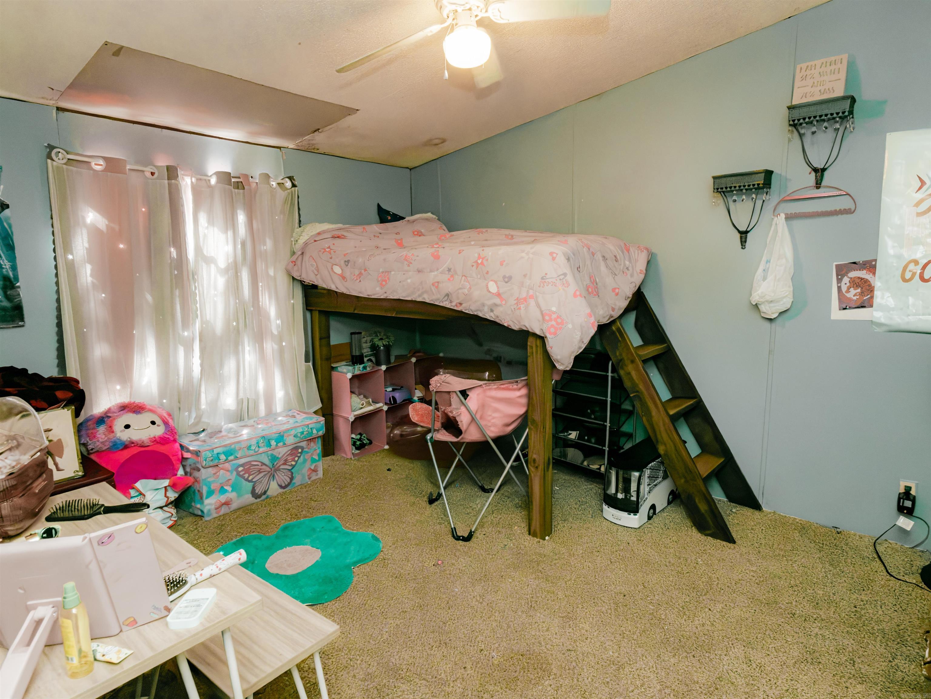 1624 Laurel Road
