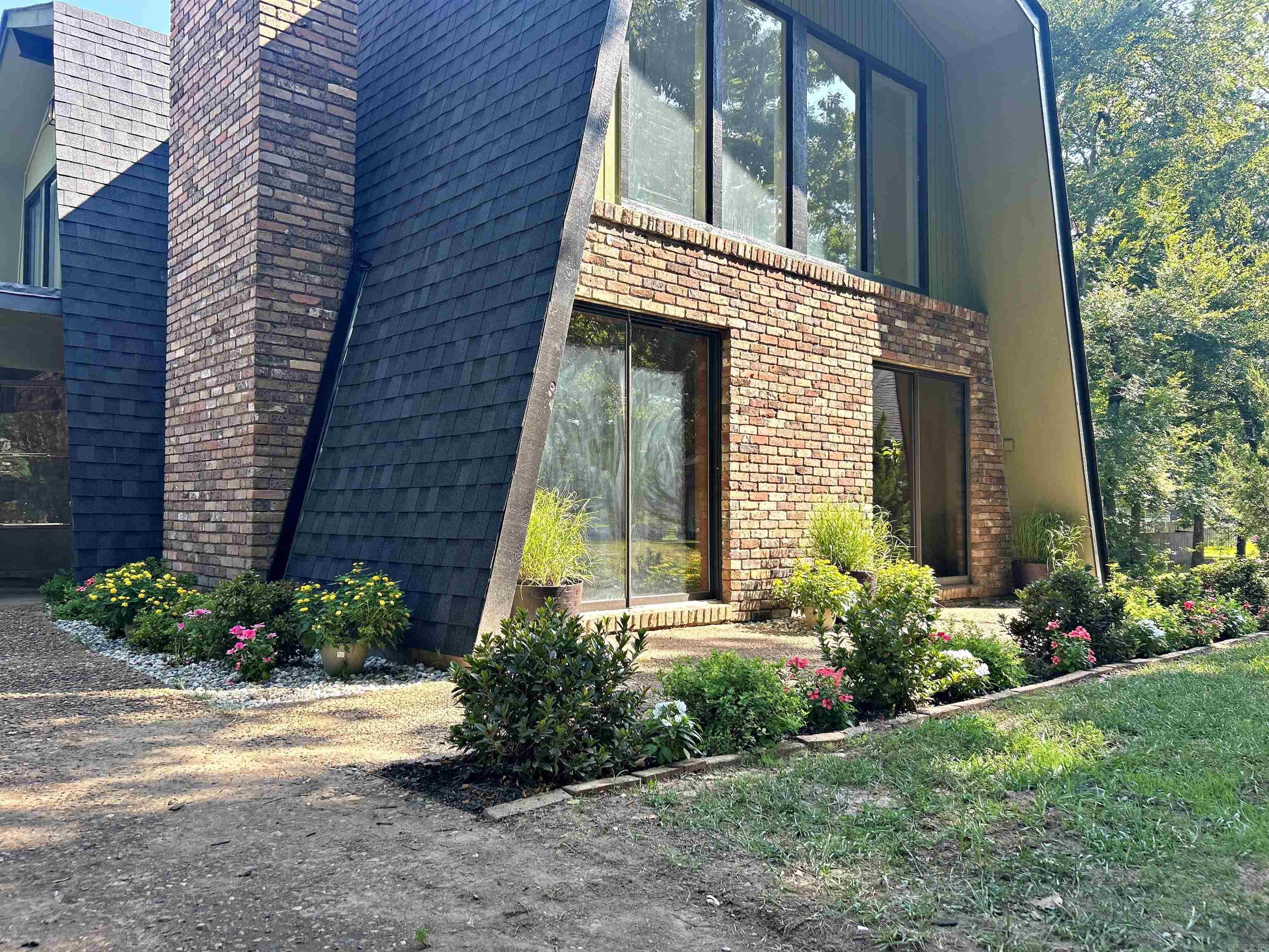 103 Stonegate Court