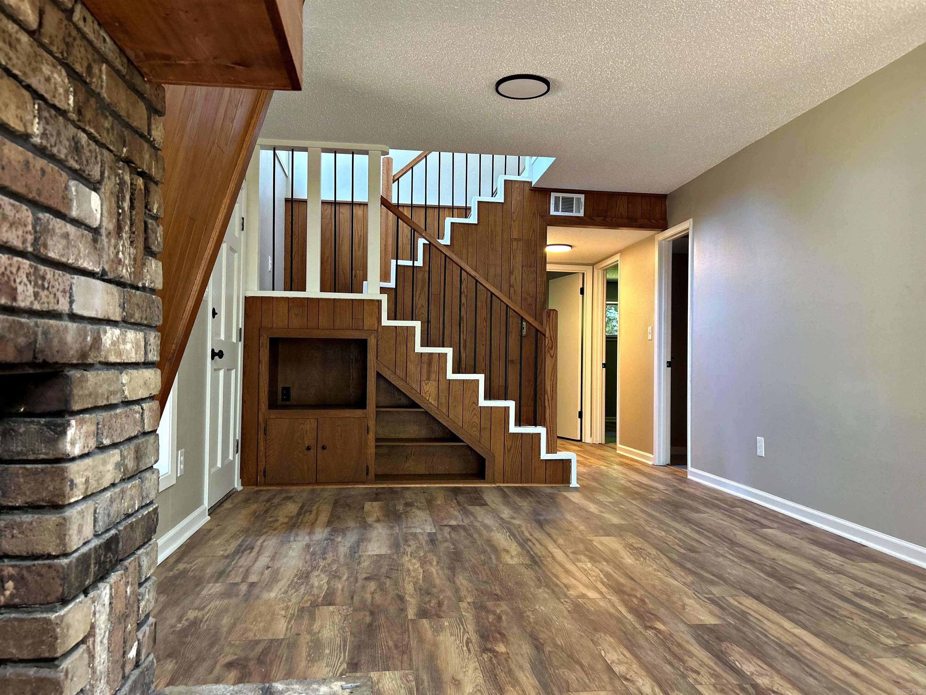 103 Stonegate Court