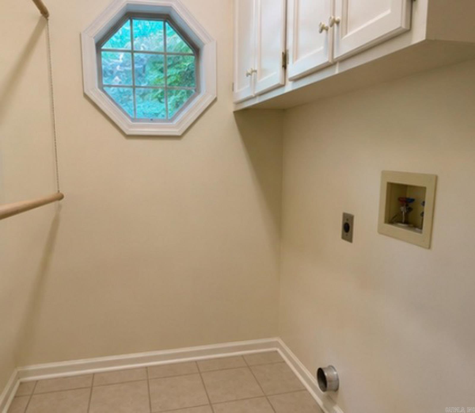406 North Park Drive