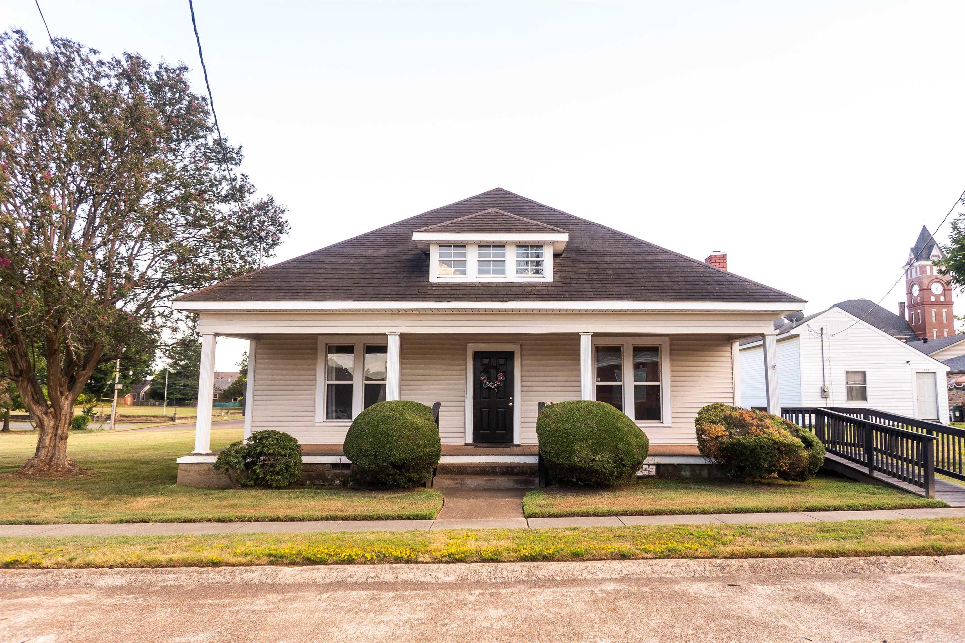 303 & 309 Main Street