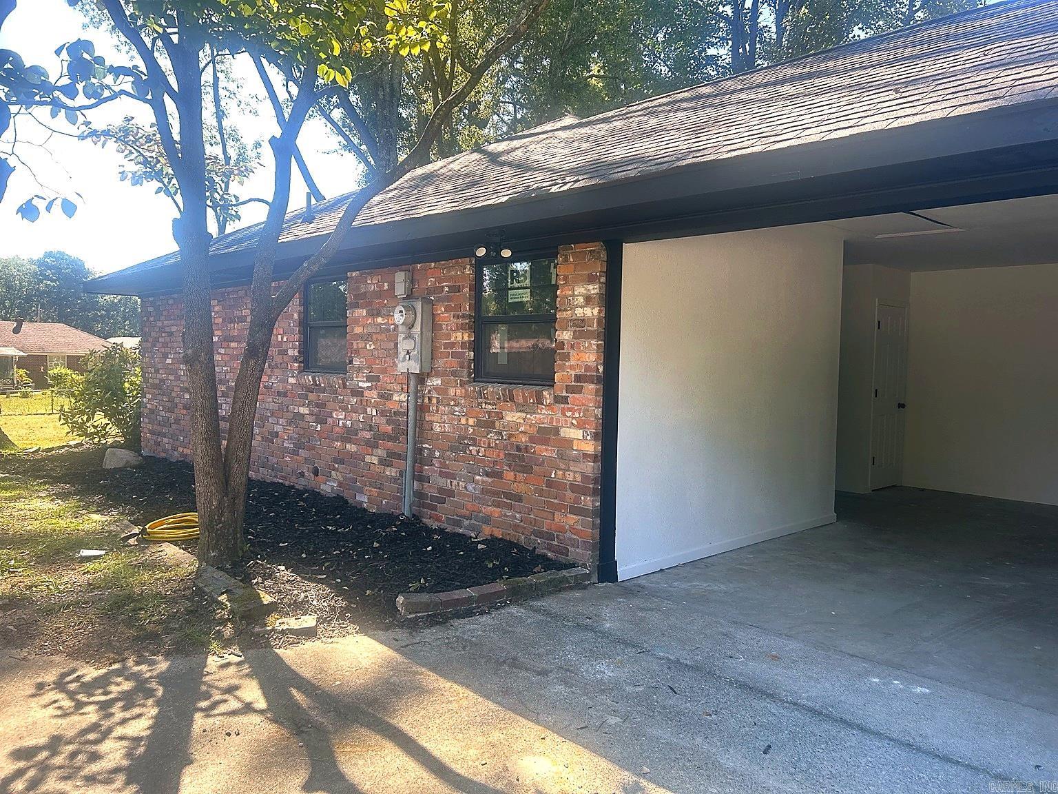 108 Leewood Drive