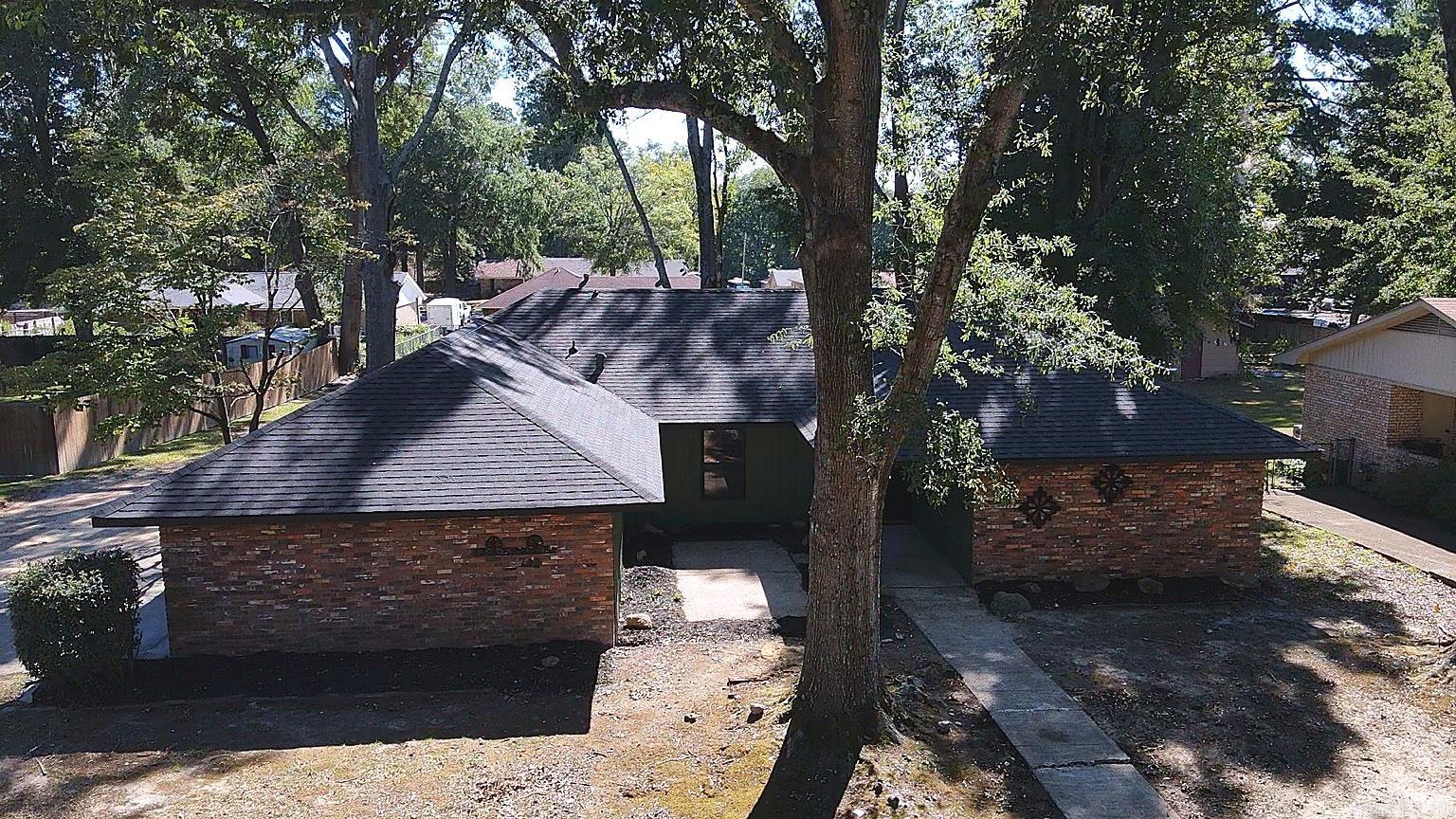 108 Leewood Drive